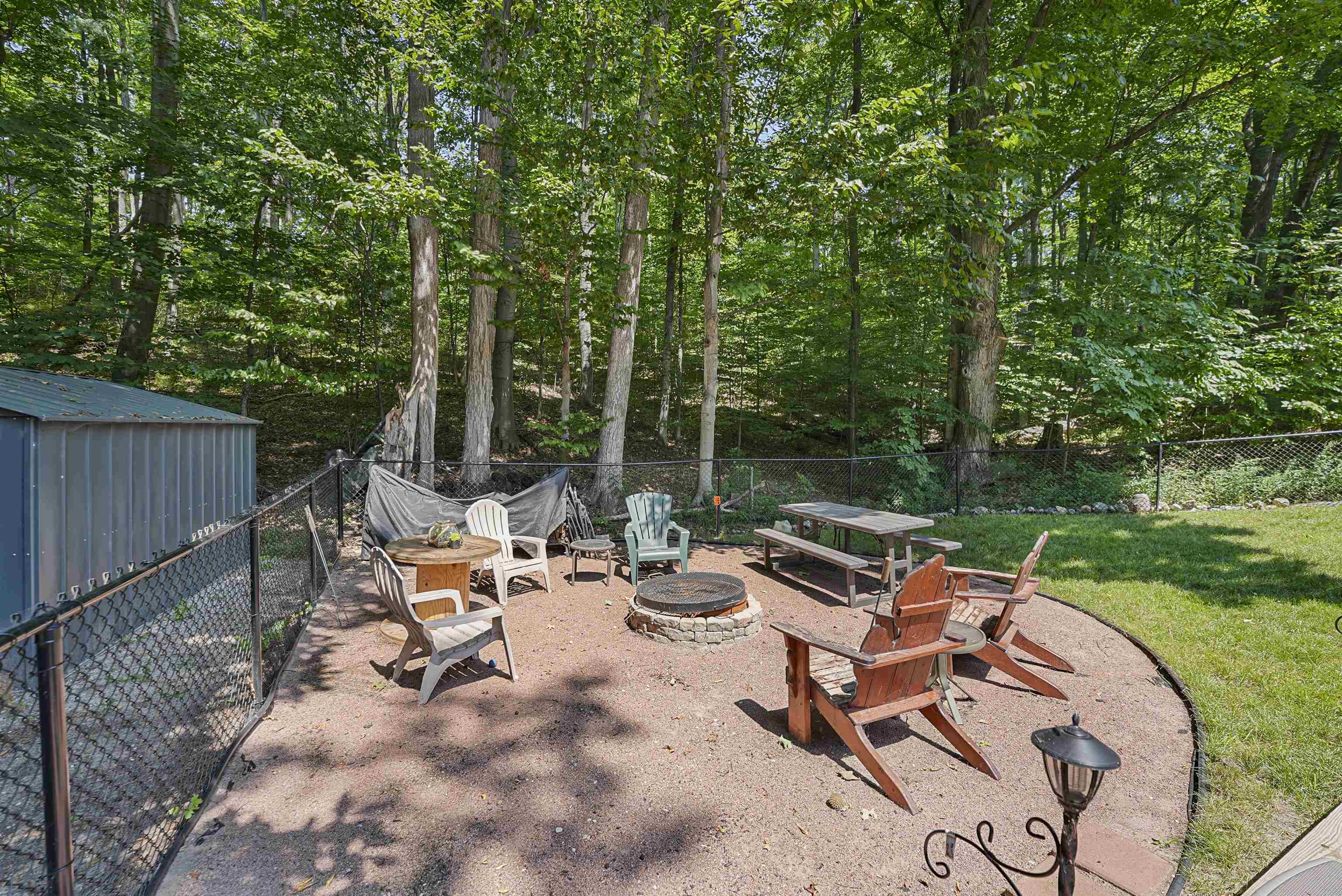 10159 Council Oak Drive Property Photo 9