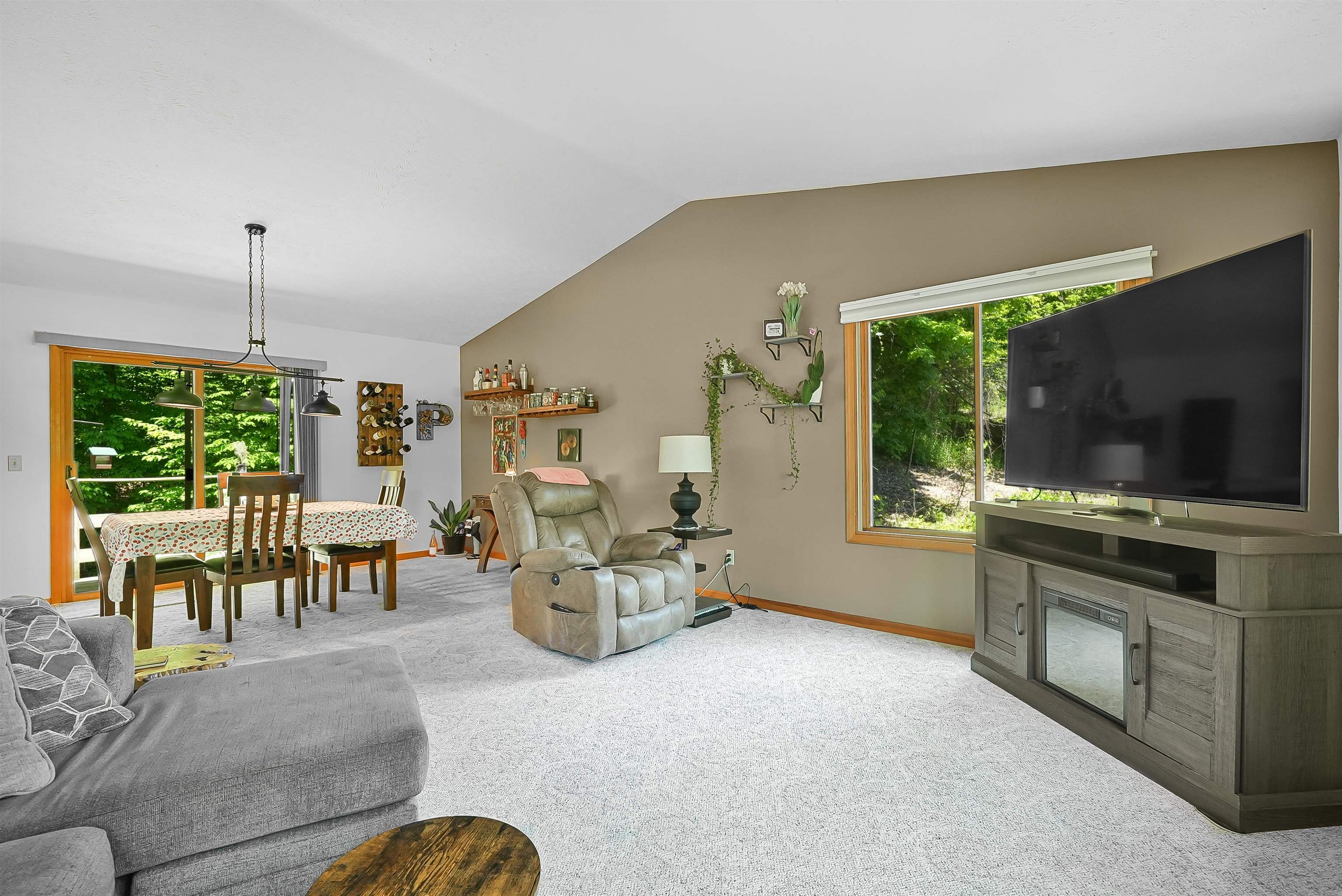 10159 Council Oak Drive Property Photo 10