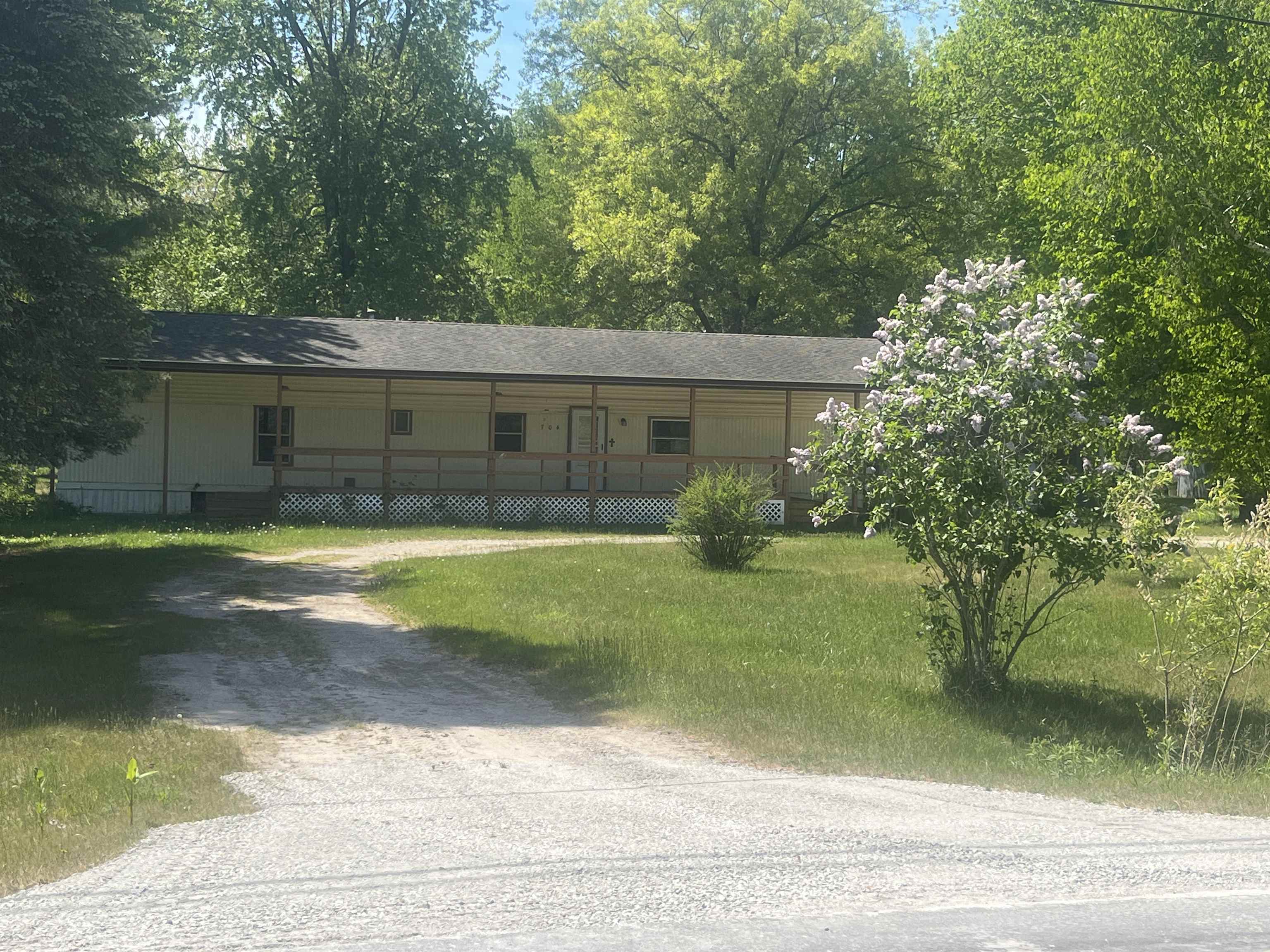 704 Delano Road Property Photo 1