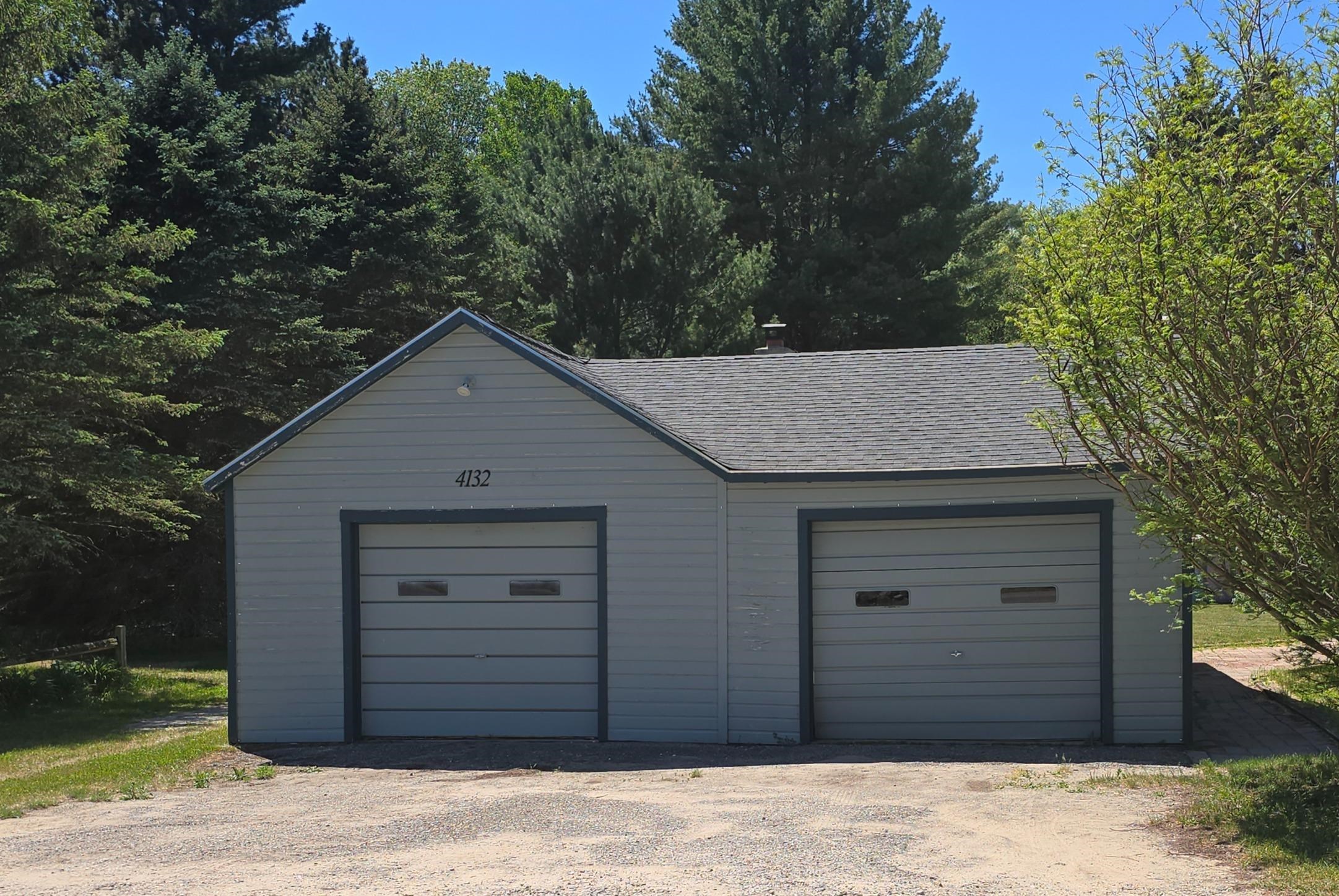 4132 Main Property Photo 4