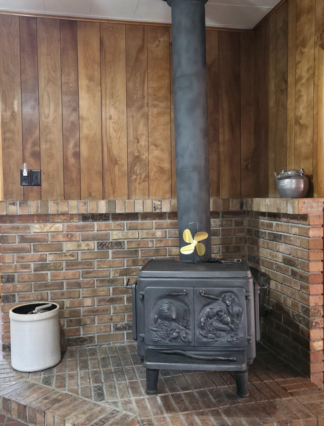 4132 Main Property Photo 10