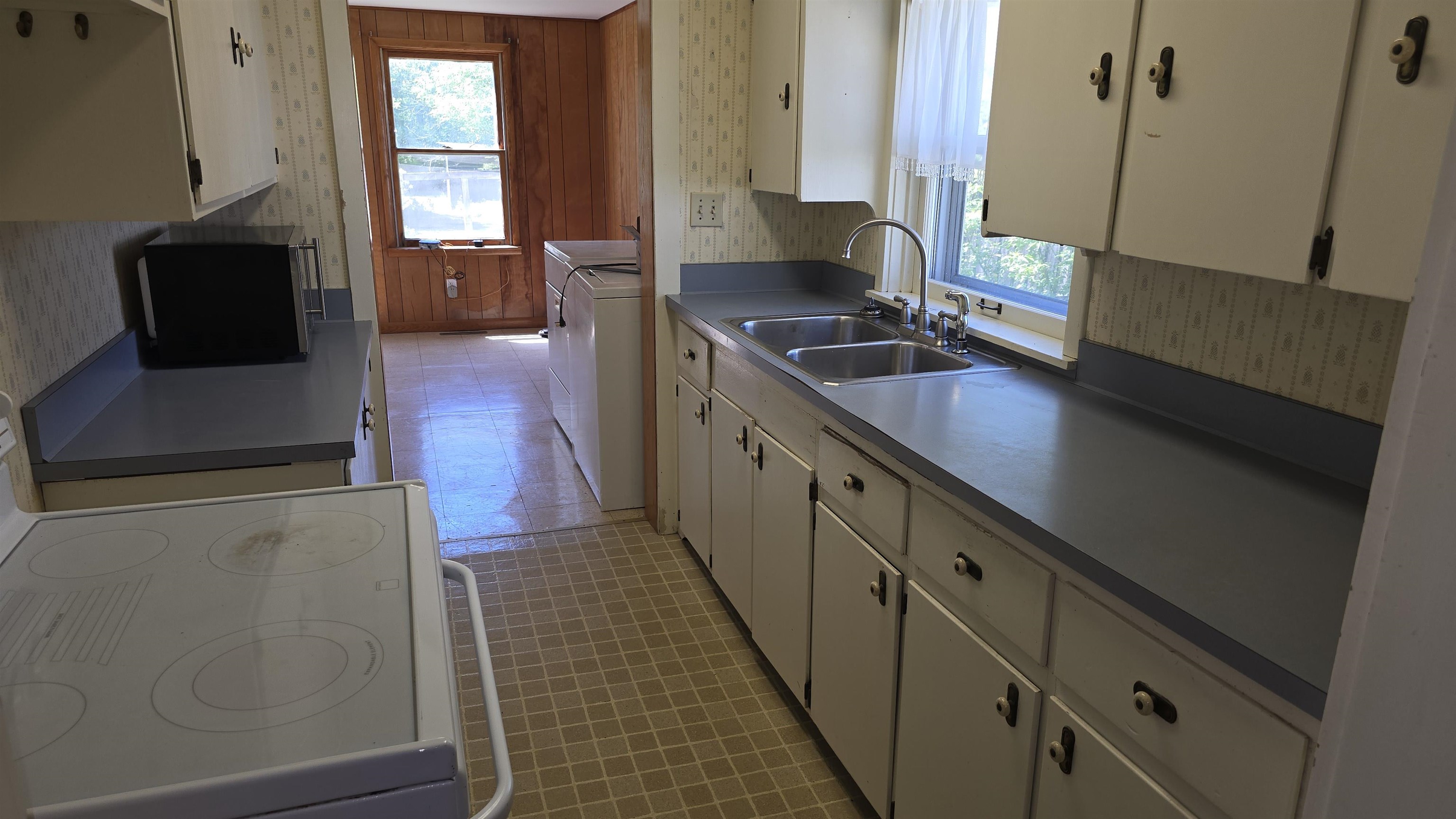 4132 Main Property Photo 15