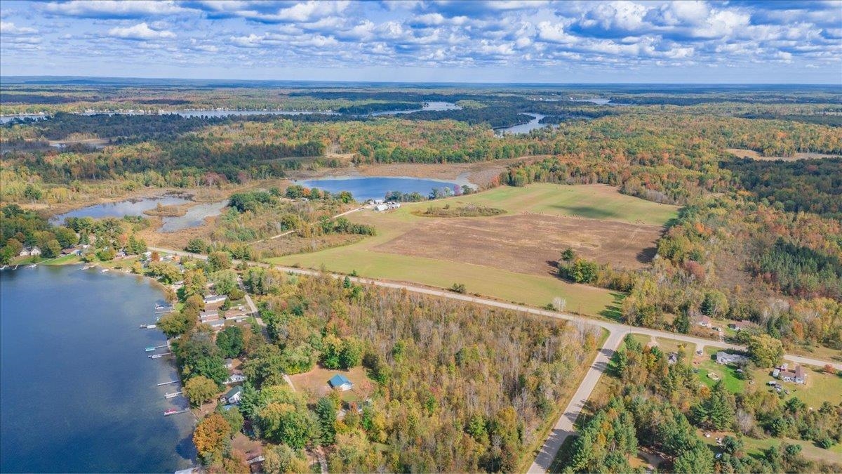 4374 E County Line Road Property Photo 3