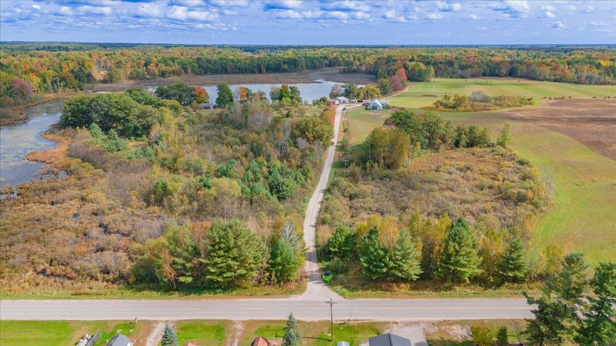4374 E County Line Road Property Photo 5