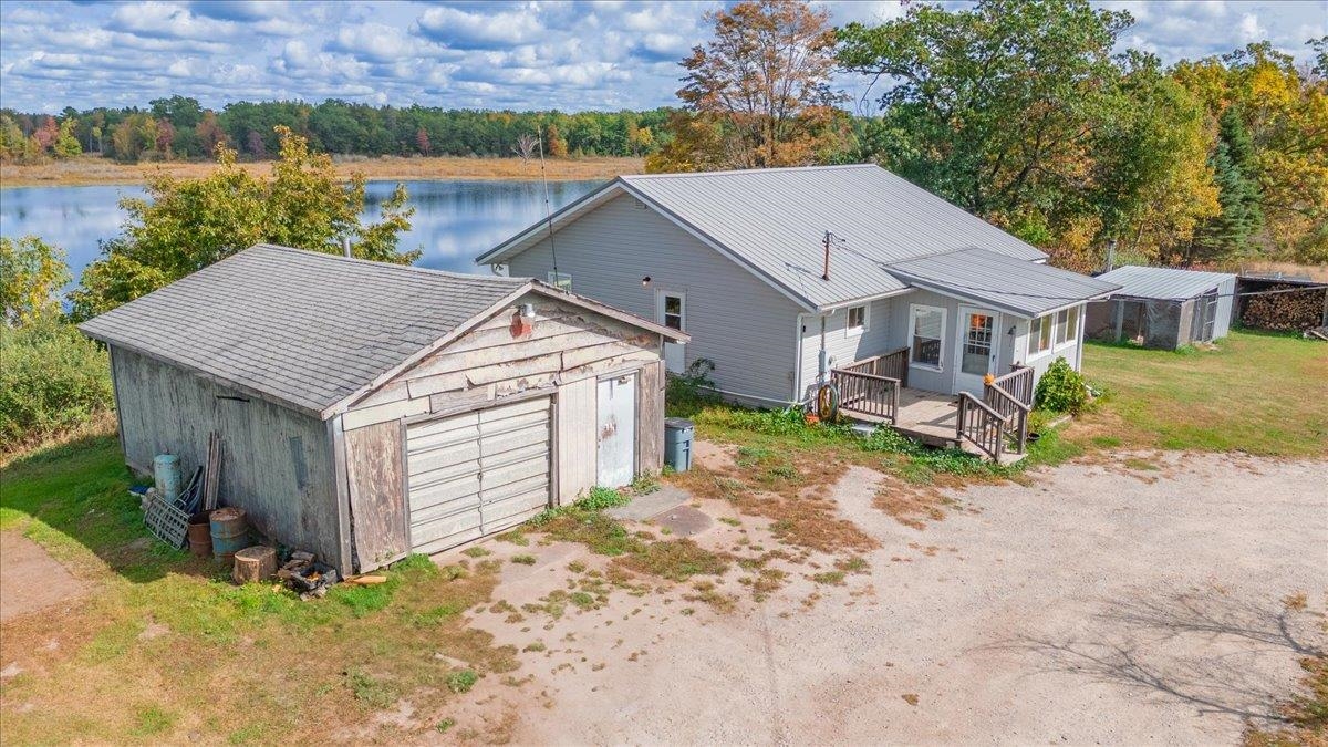 4374 E County Line Road Property Photo 11