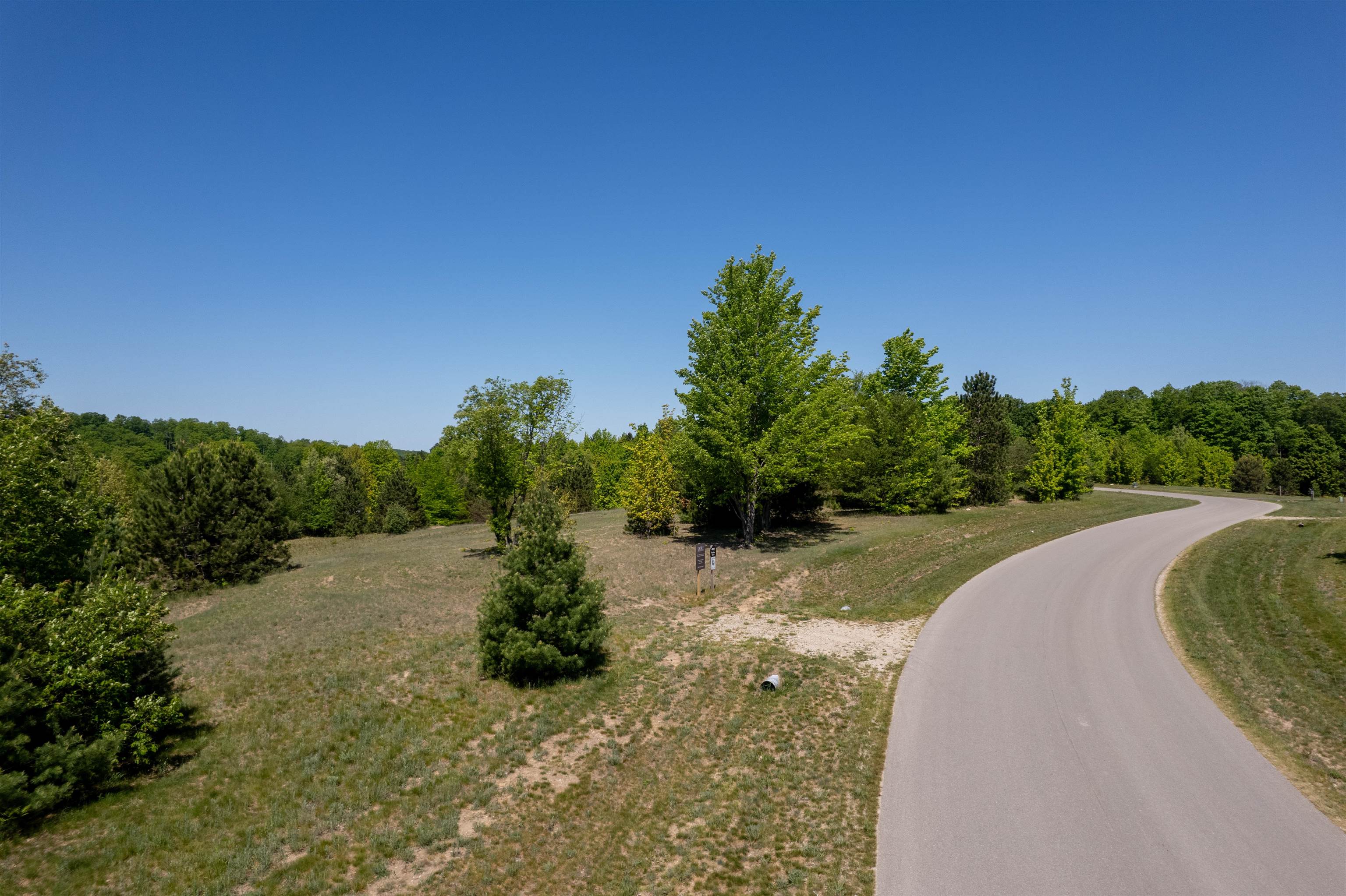 5986 Paradise Ranch Property Photo 7