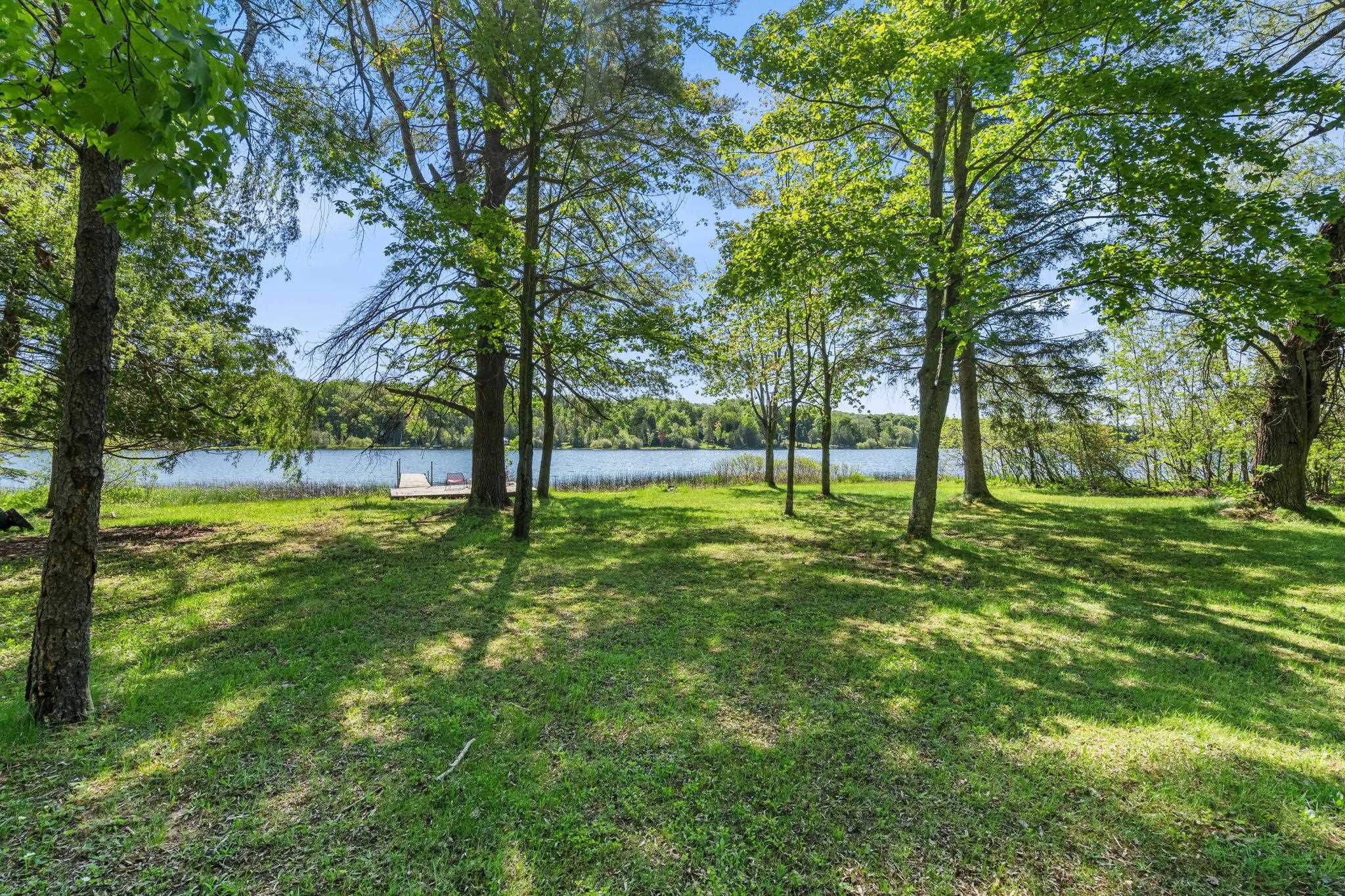 5252 Six Mile Lake Road Property Photo 2