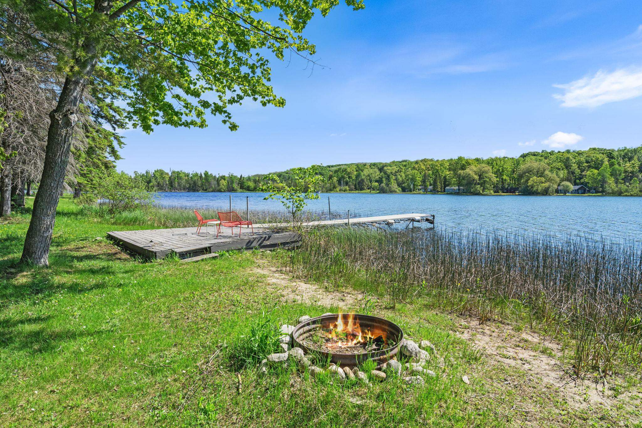 5252 Six Mile Lake Road Property Photo 3