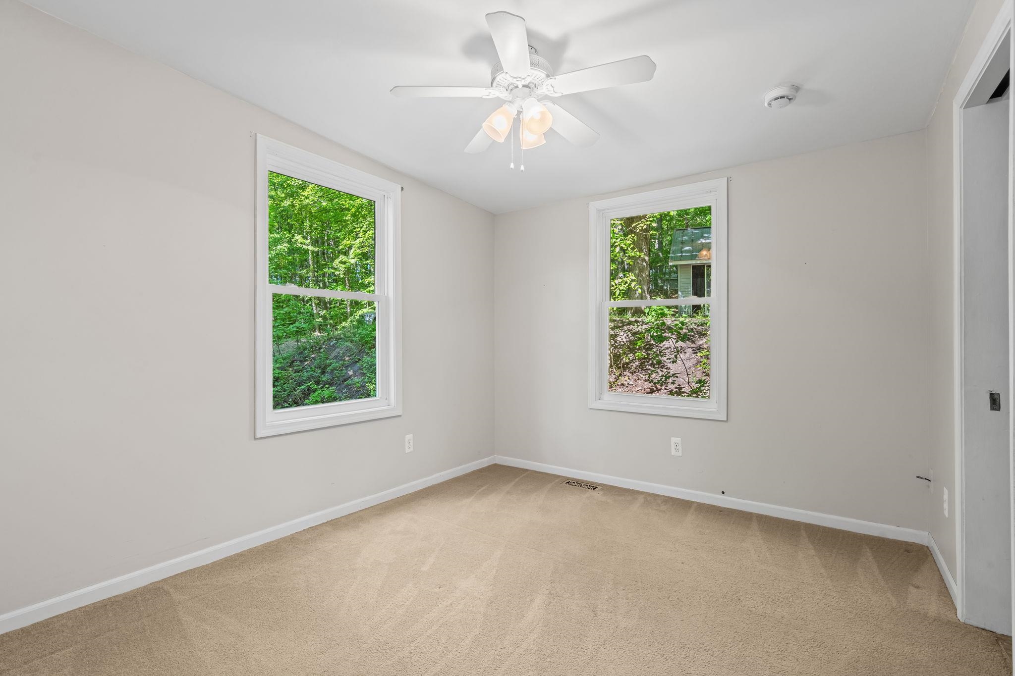5252 Six Mile Lake Road Property Photo 16