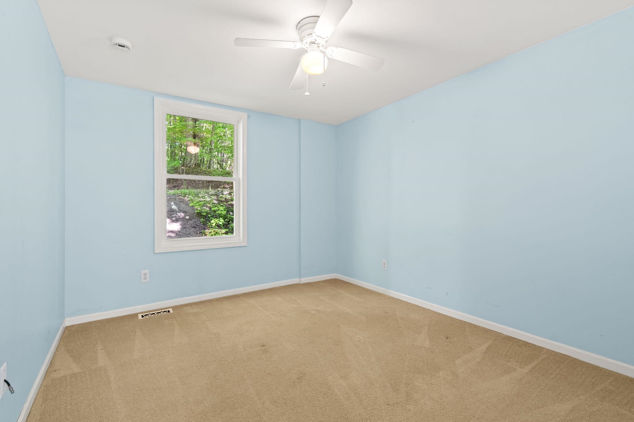 5252 Six Mile Lake Road Property Photo 21