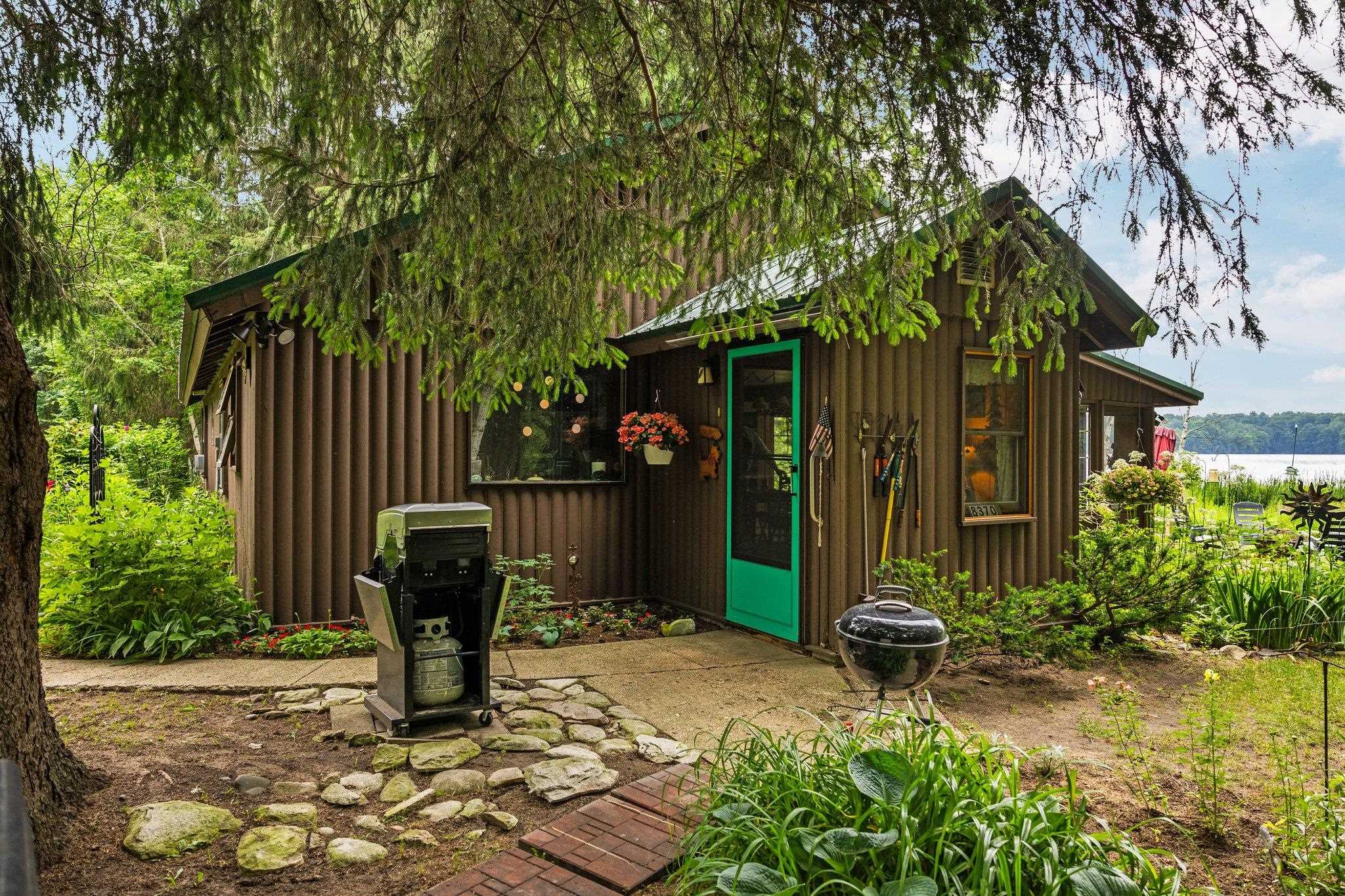8370 Lake Of The Woods Road Property Photo 4