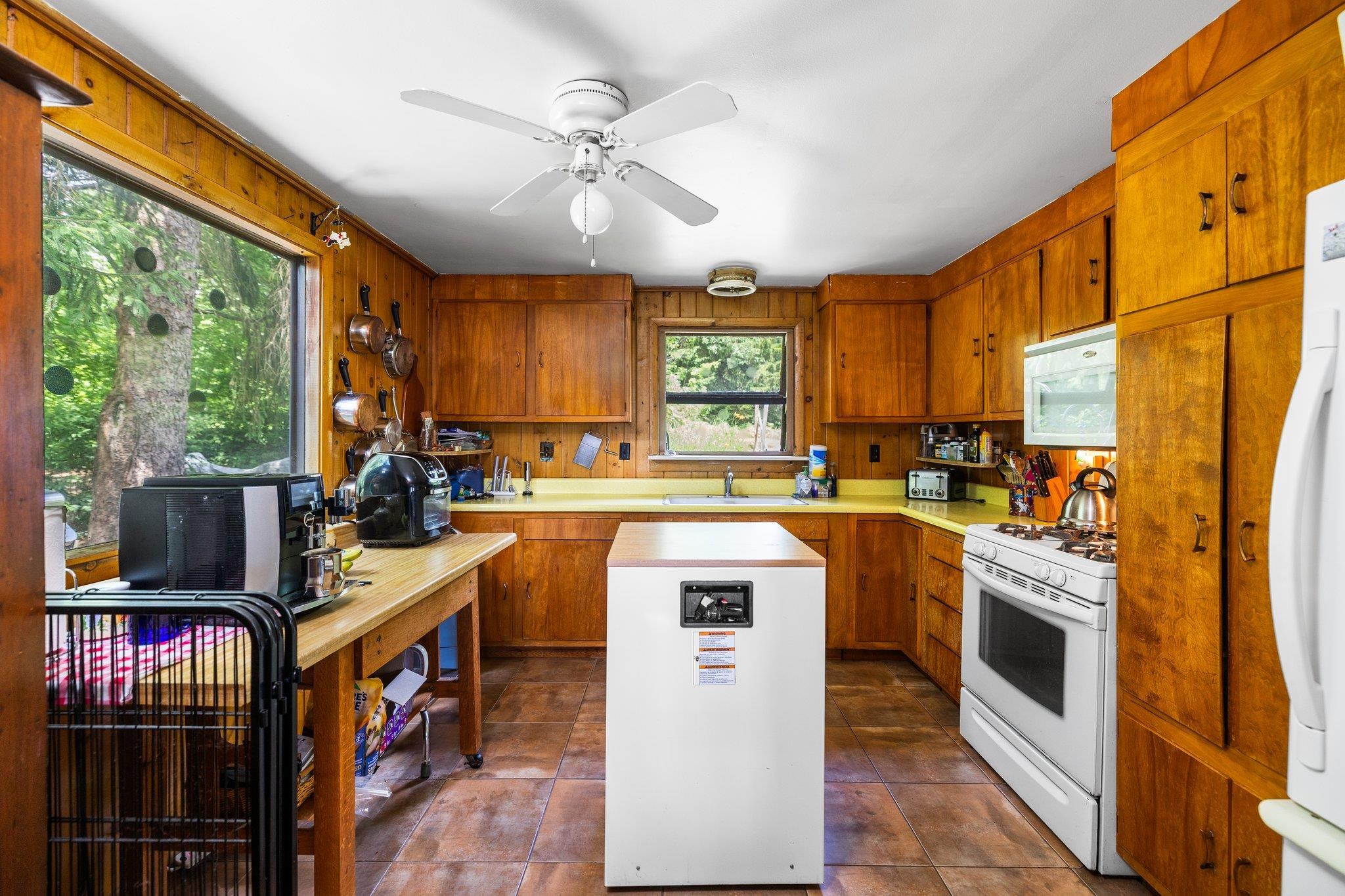 8370 Lake Of The Woods Road Property Photo 16