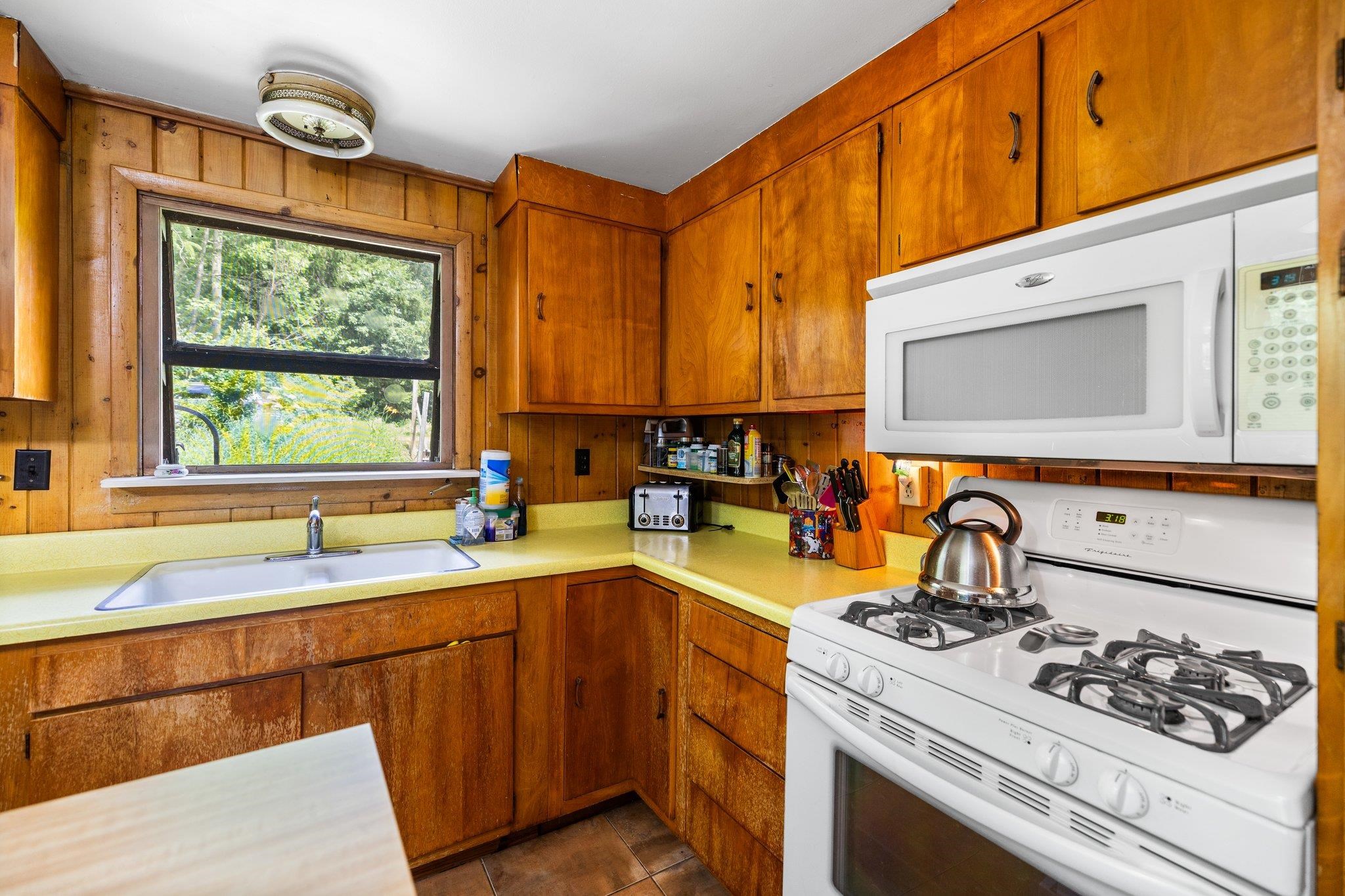 8370 Lake Of The Woods Road Property Photo 18
