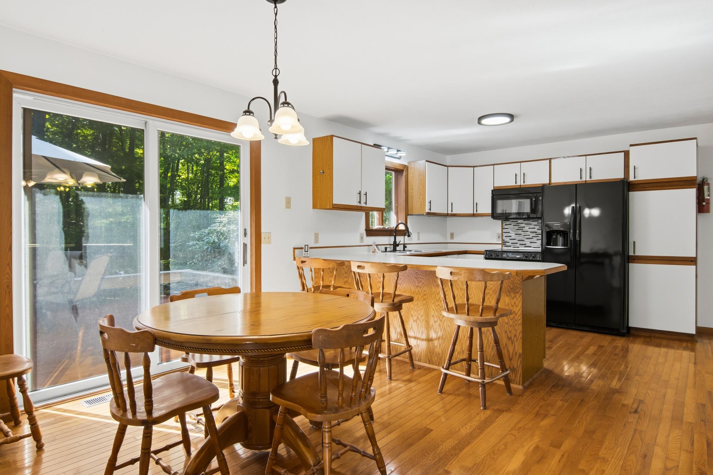 2057 Glory Road Property Photo 16