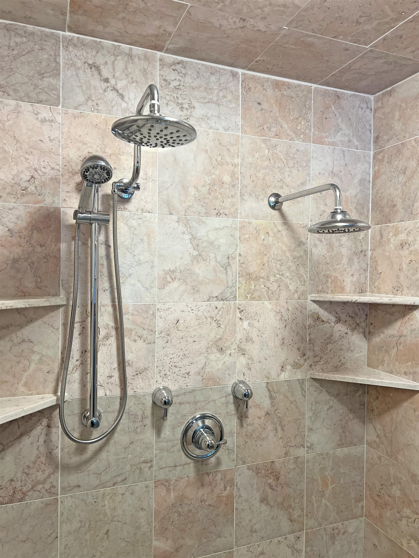2057 Glory Road Property Photo 20