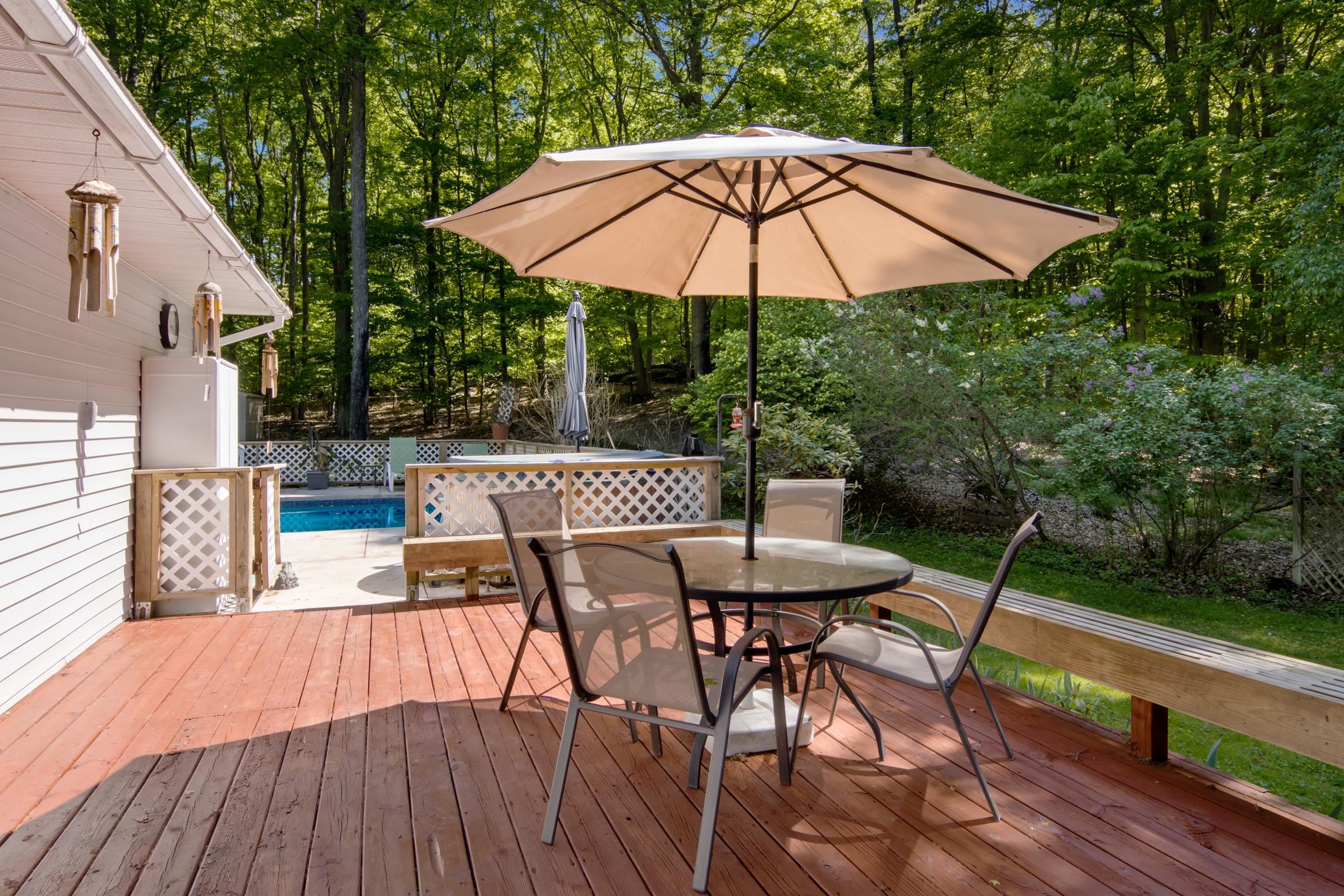 2057 Glory Road Property Photo 41