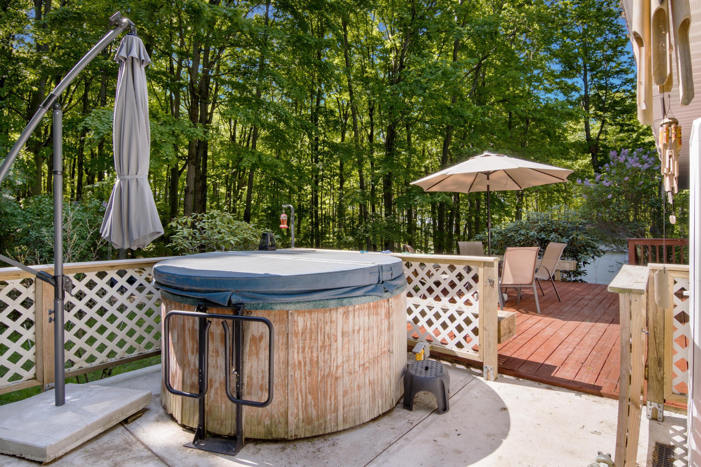 2057 Glory Road Property Photo 43