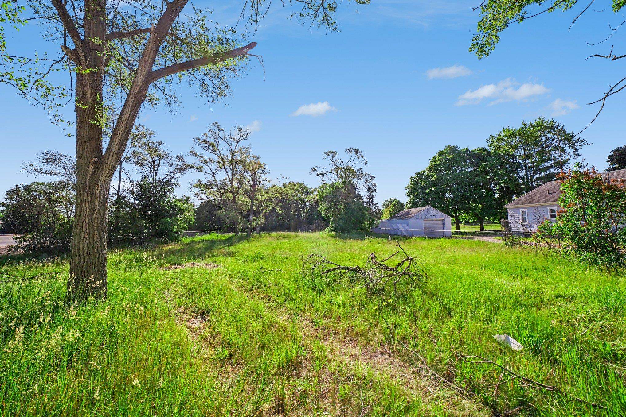 2129 S Isabella Road Property Photo 4