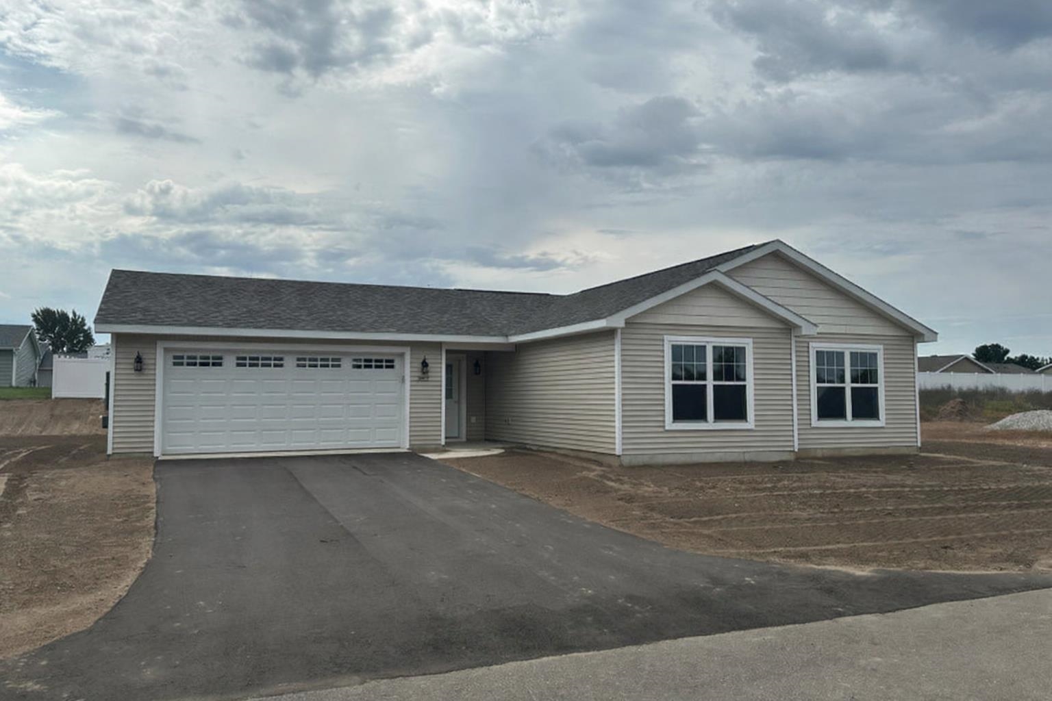 1812 Robin Drive Property Photo 1
