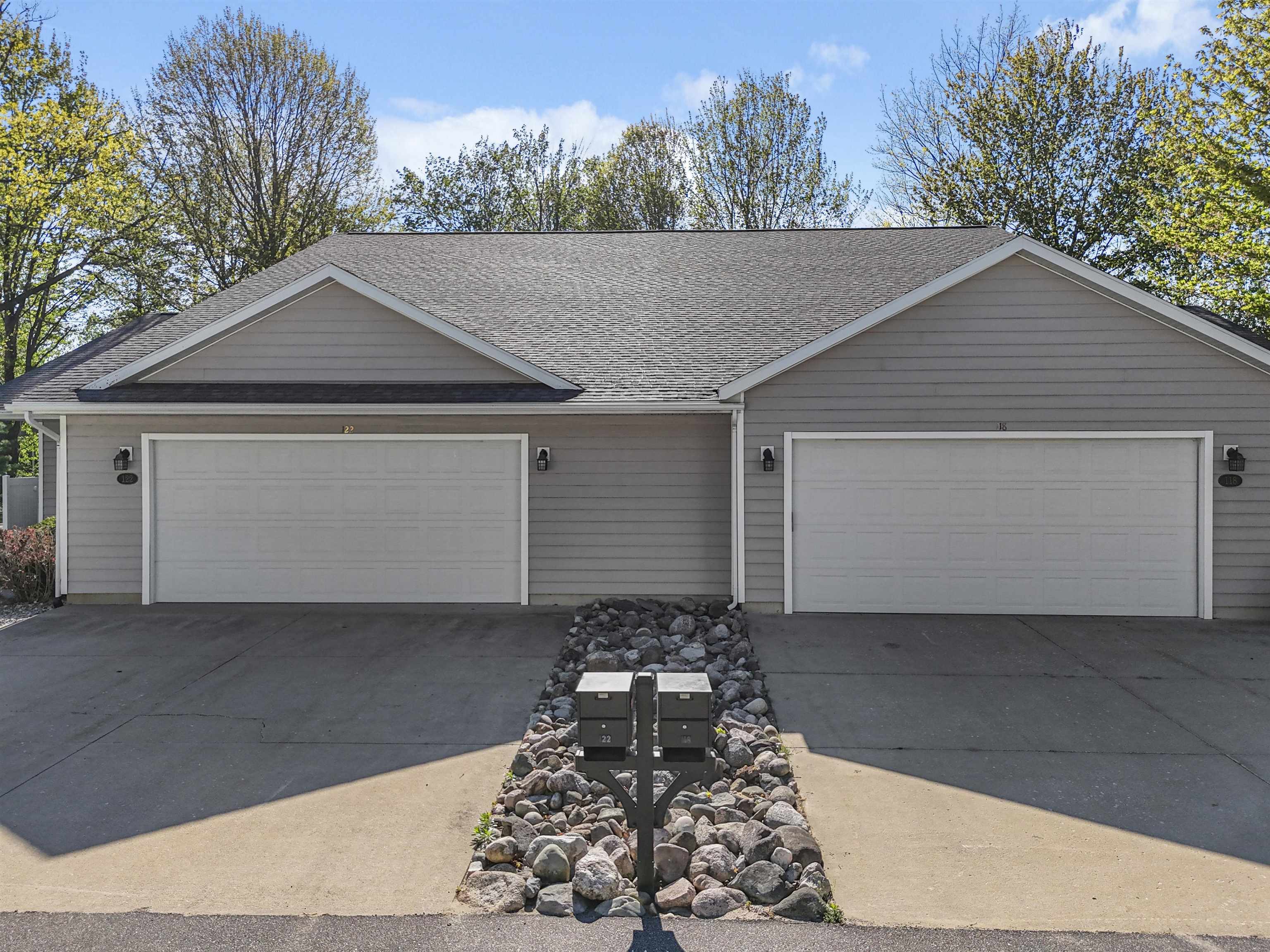122 Davidsen Shores Drive Property Photo 44