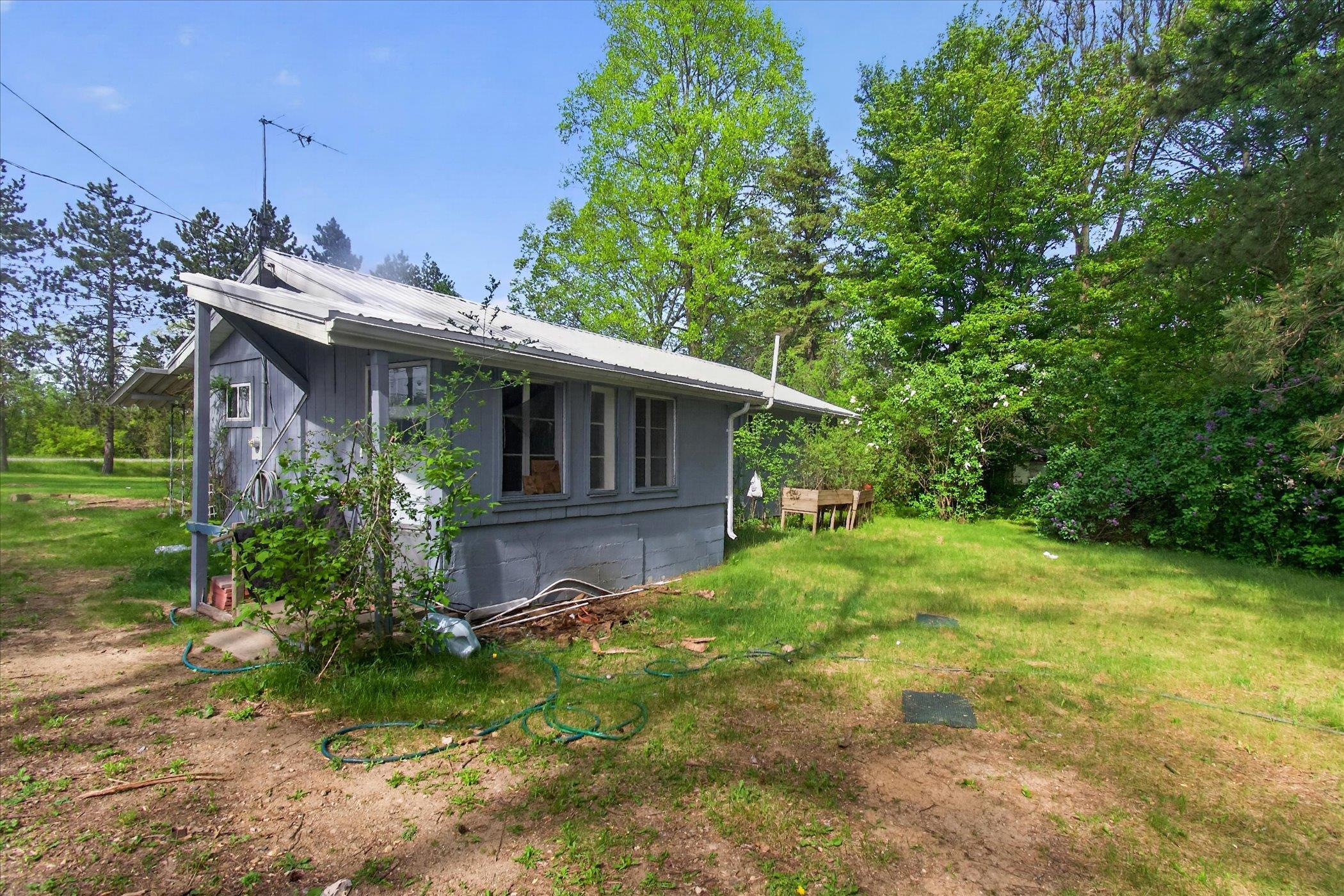 11148 E Howard City Edmore Road Property Photo 8