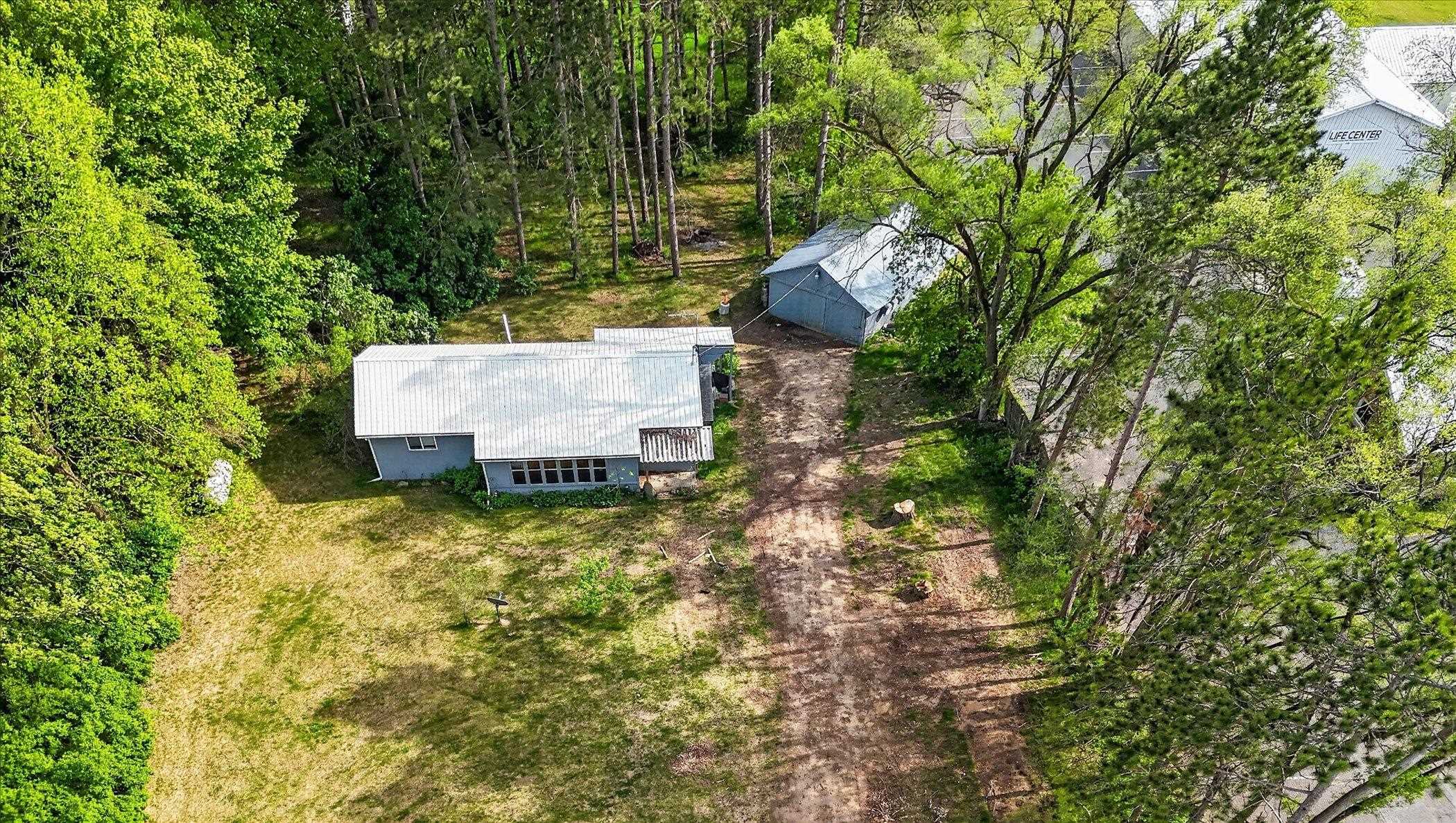 11148 E Howard City Edmore Road Property Photo 12