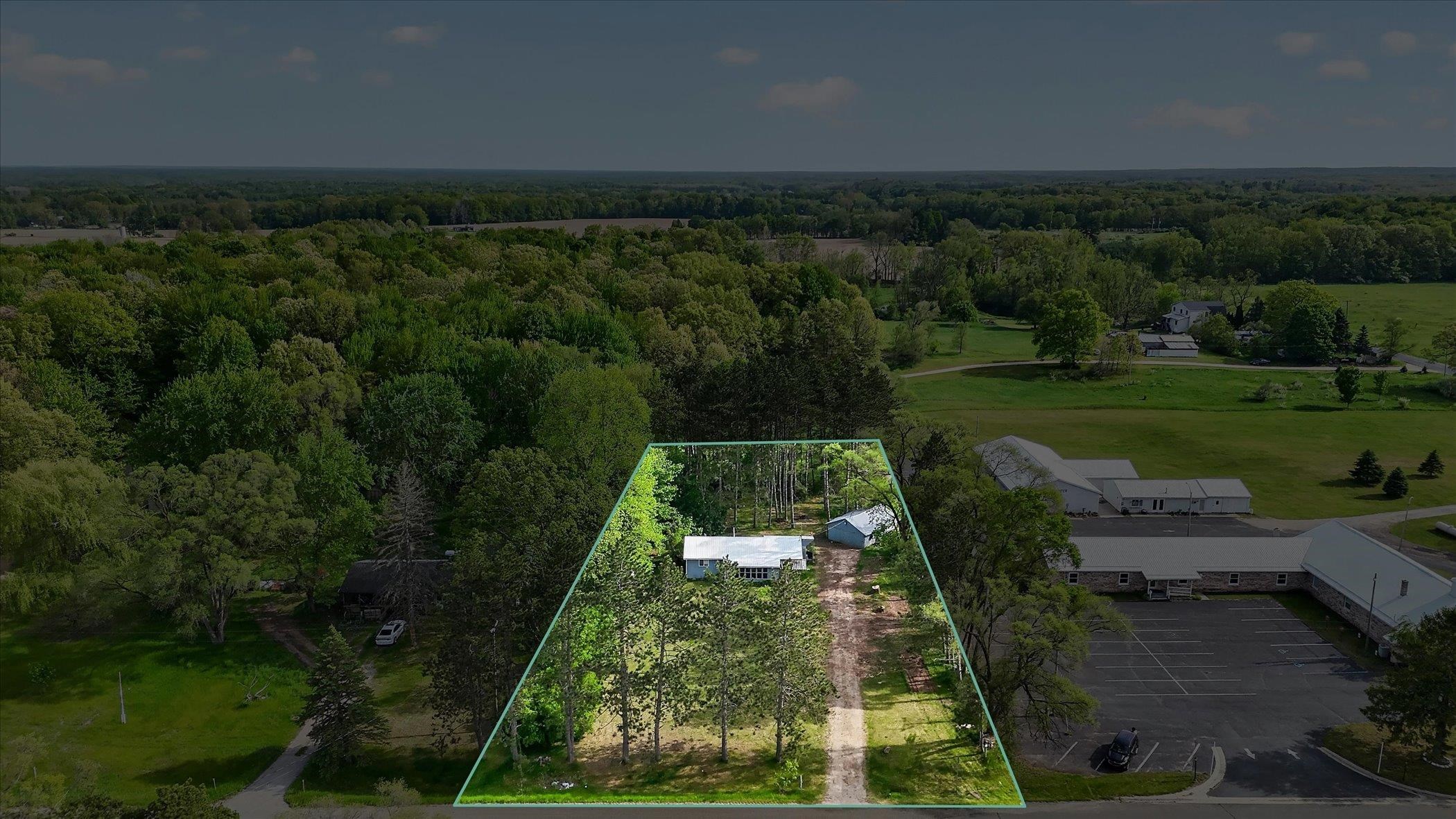 11148 E Howard City Edmore Road Property Photo 15