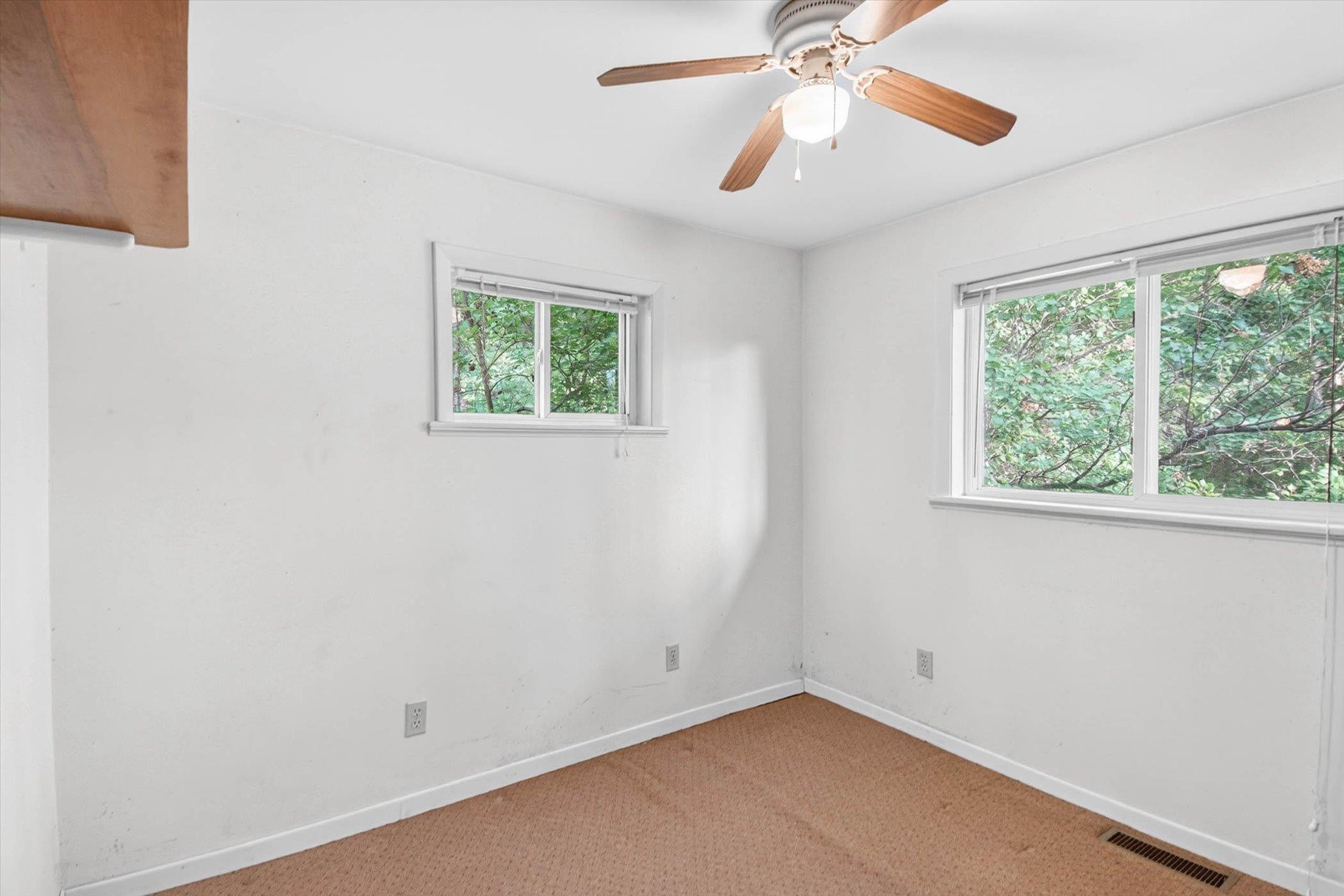 11148 E Howard City Edmore Road Property Photo 32