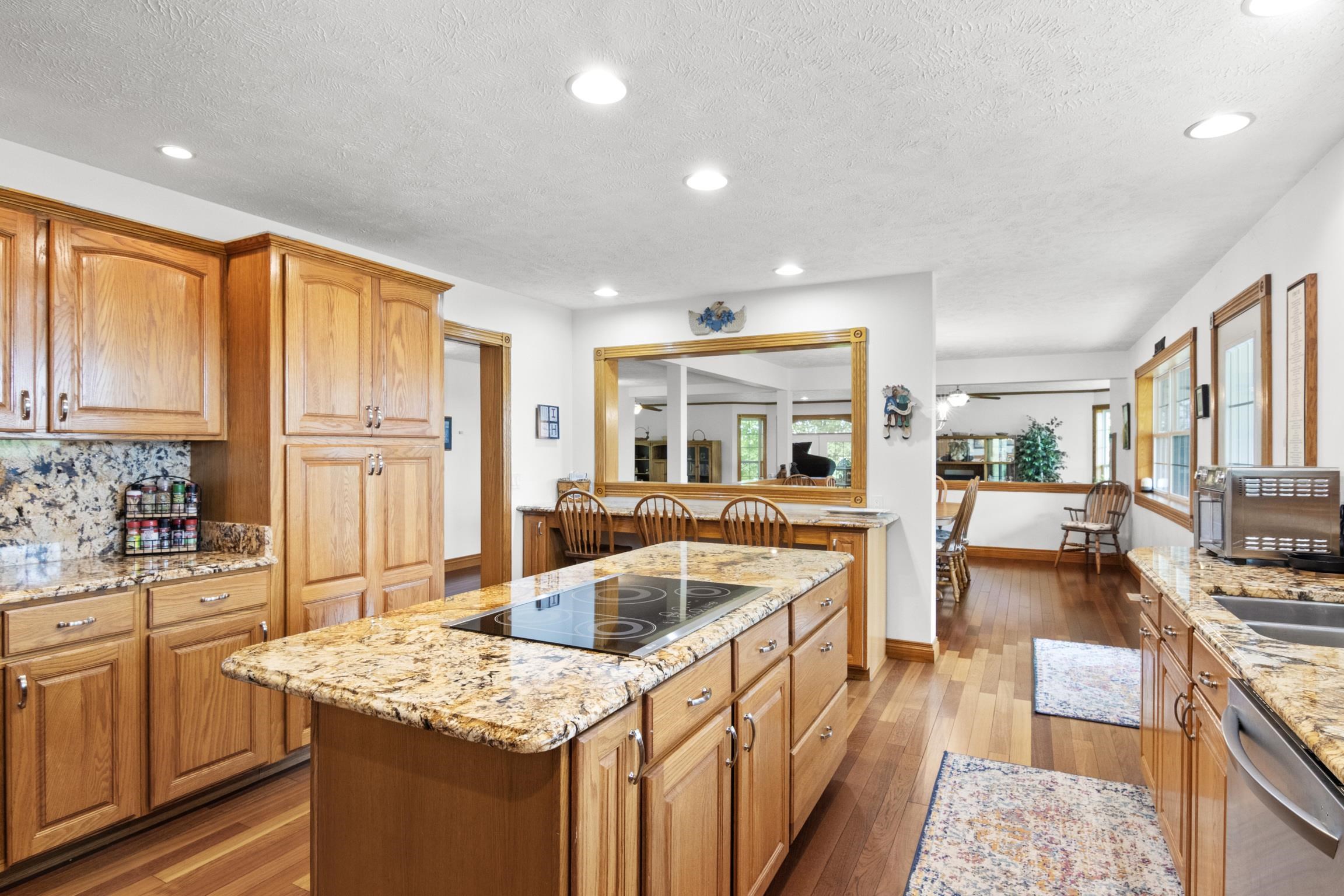 8401 S Sullivan Road Property Photo 16