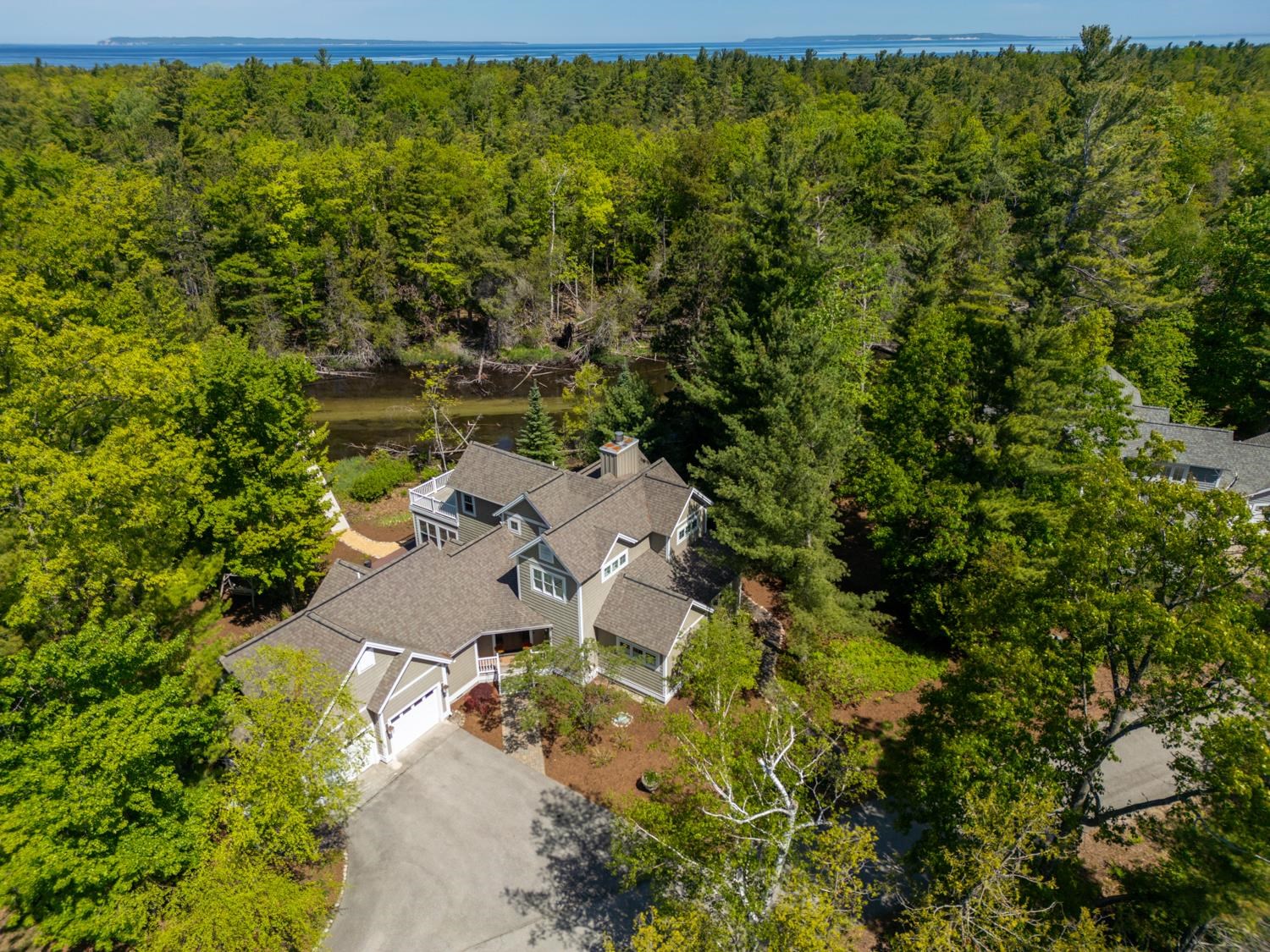 3 Crystal Bend Property Photo 1