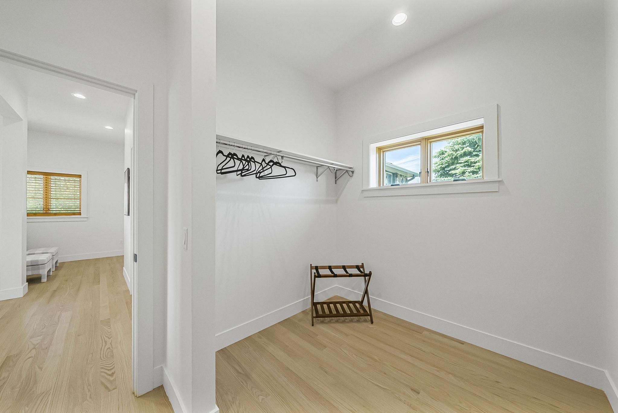 6801 Secor Road Property Photo 43