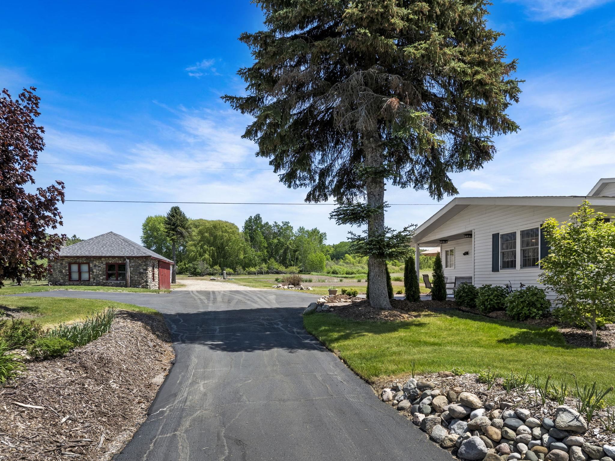 14792 Peninsula Drive Property Photo 6