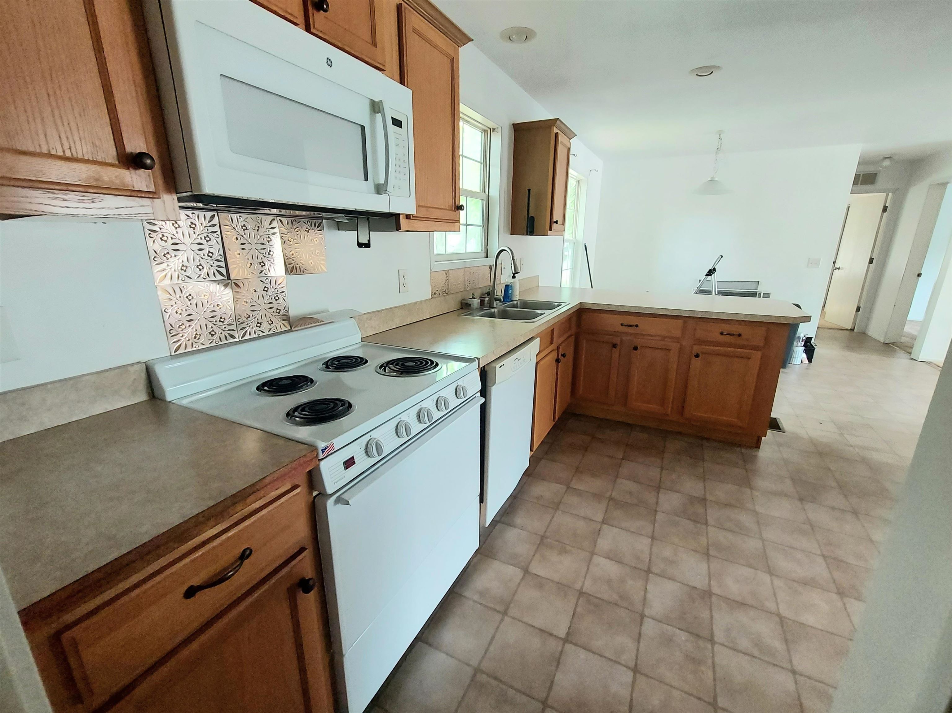 1668 Rex Place Property Photo 29