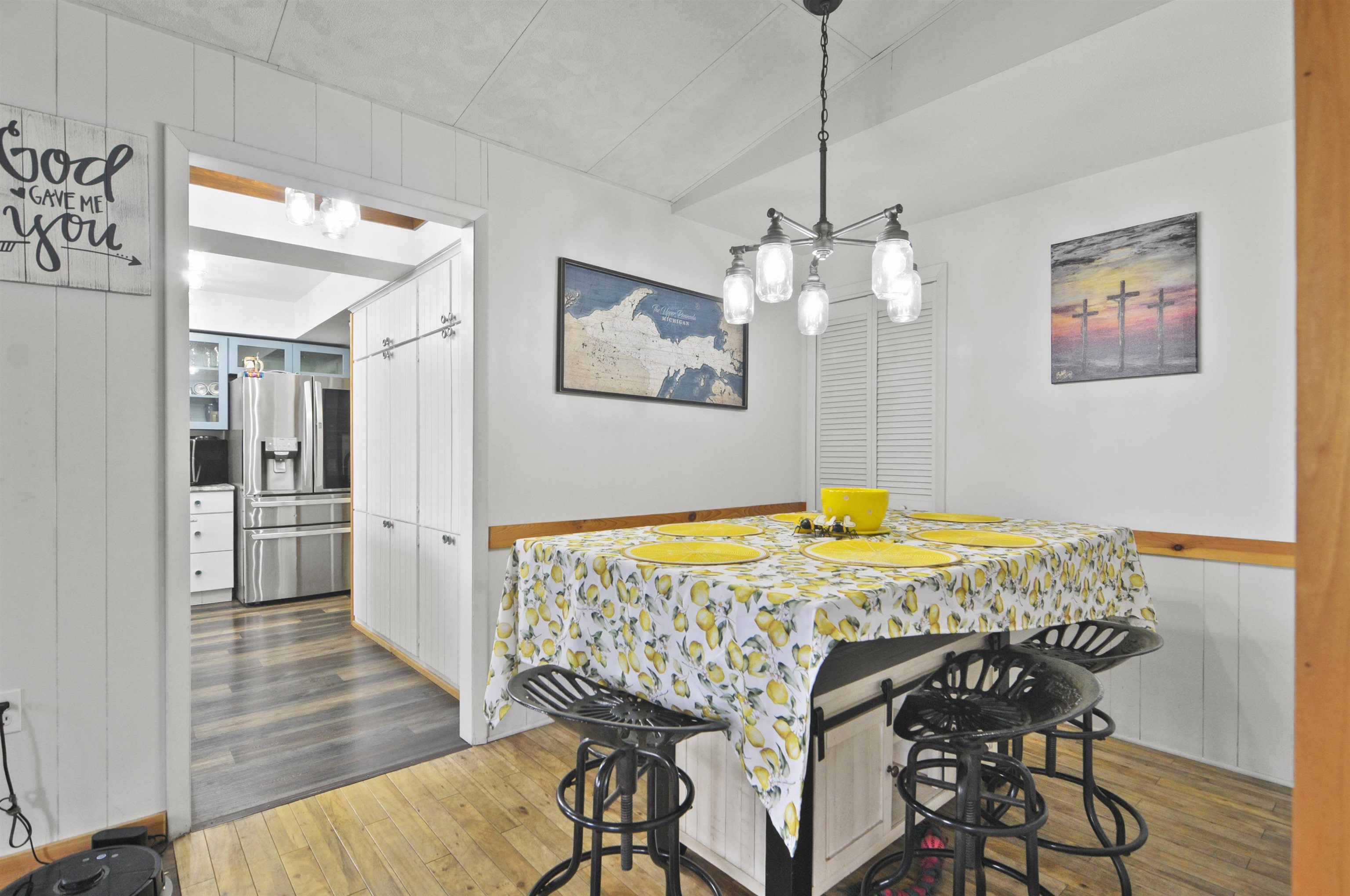 8055 Farrier Road Property Photo 18