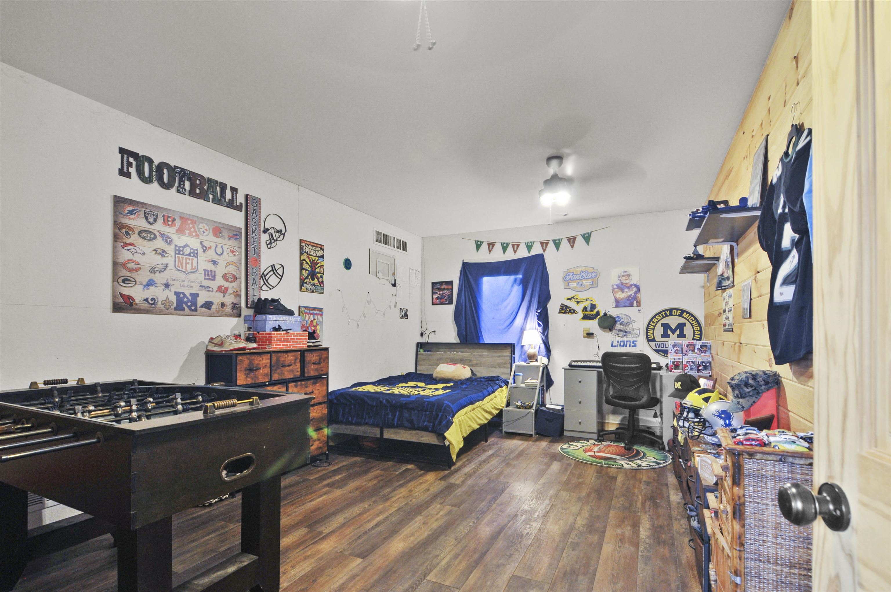 8055 Farrier Road Property Photo 27