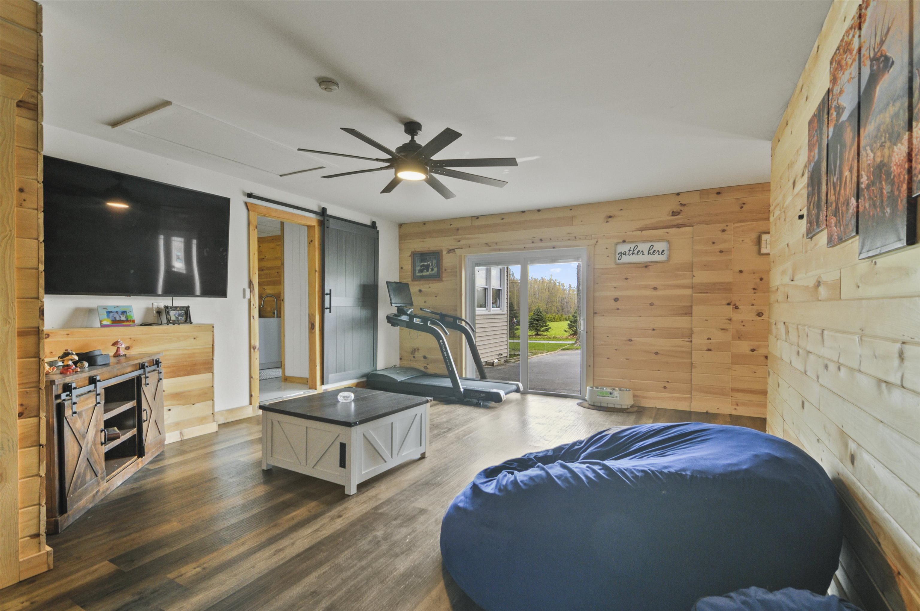 8055 Farrier Road Property Photo 30