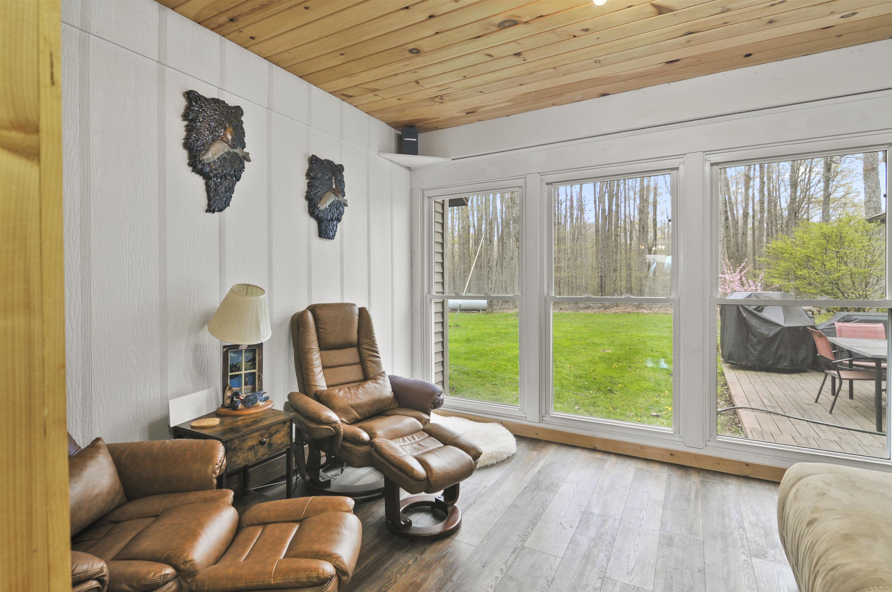 8055 Farrier Road Property Photo 32