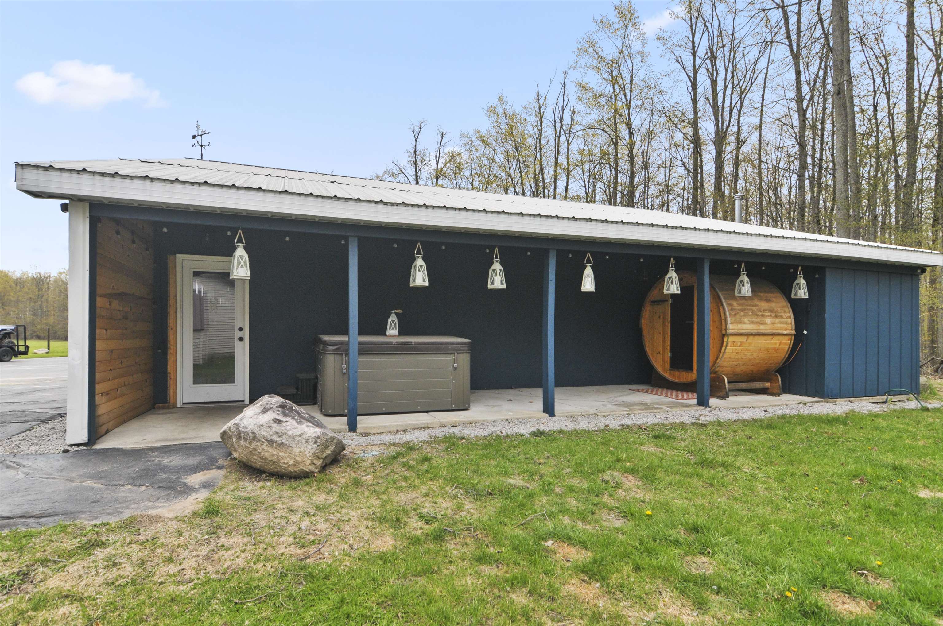 8055 Farrier Road Property Photo 40