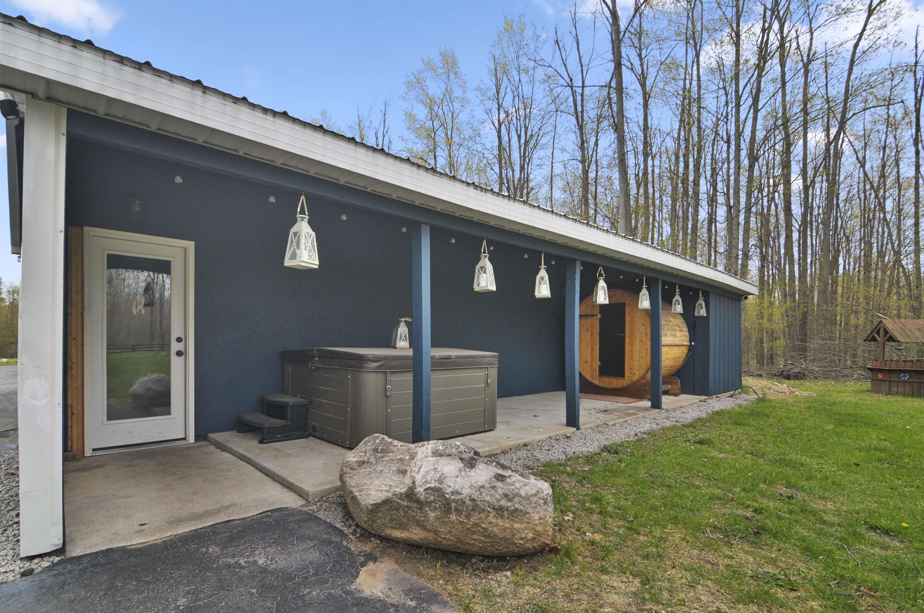 8055 Farrier Road Property Photo 41