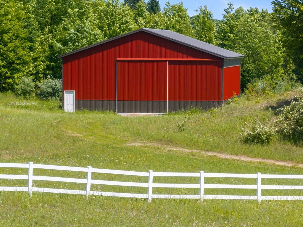 9235 Bailey Road Property Photo 40