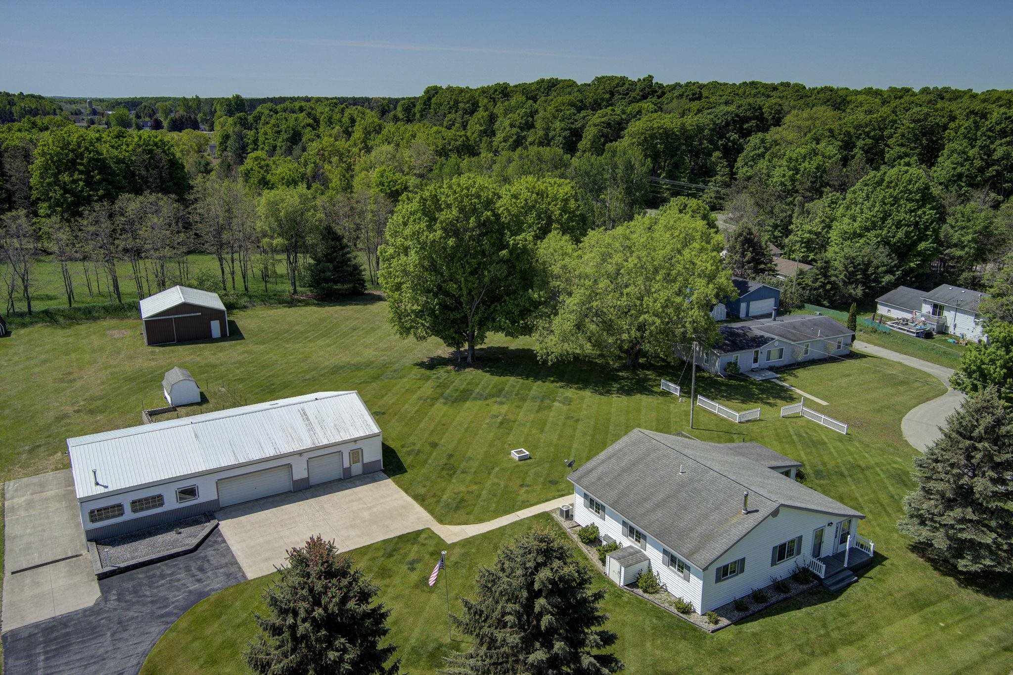 2072 E Potter Road Property Photo 1