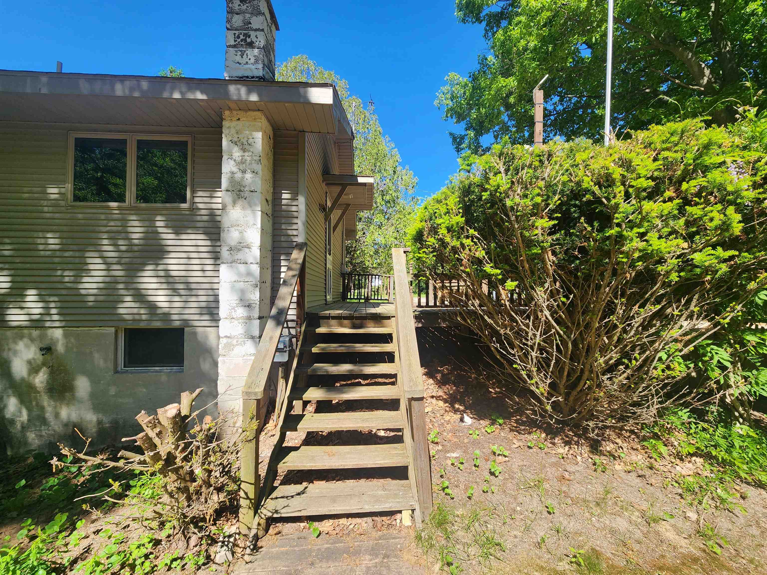 18219 Northwood Highway Property Photo 6