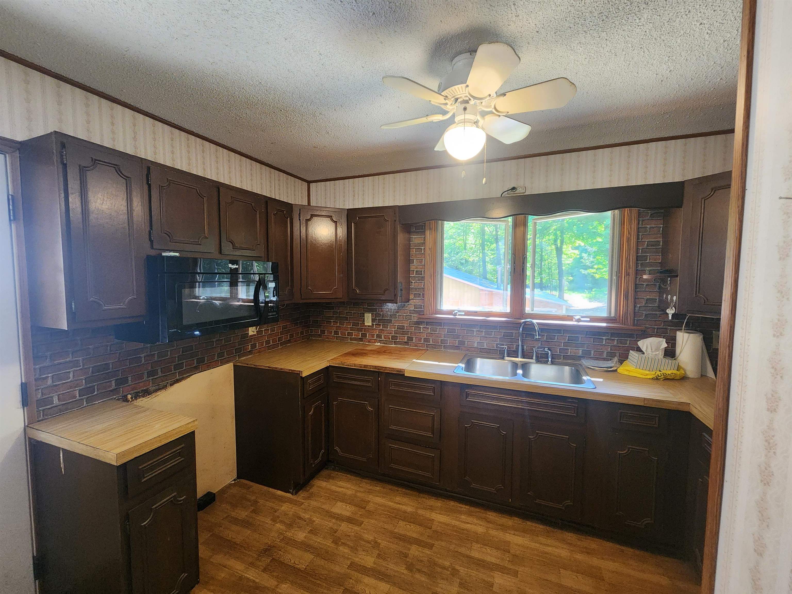 18219 Northwood Highway Property Photo 26