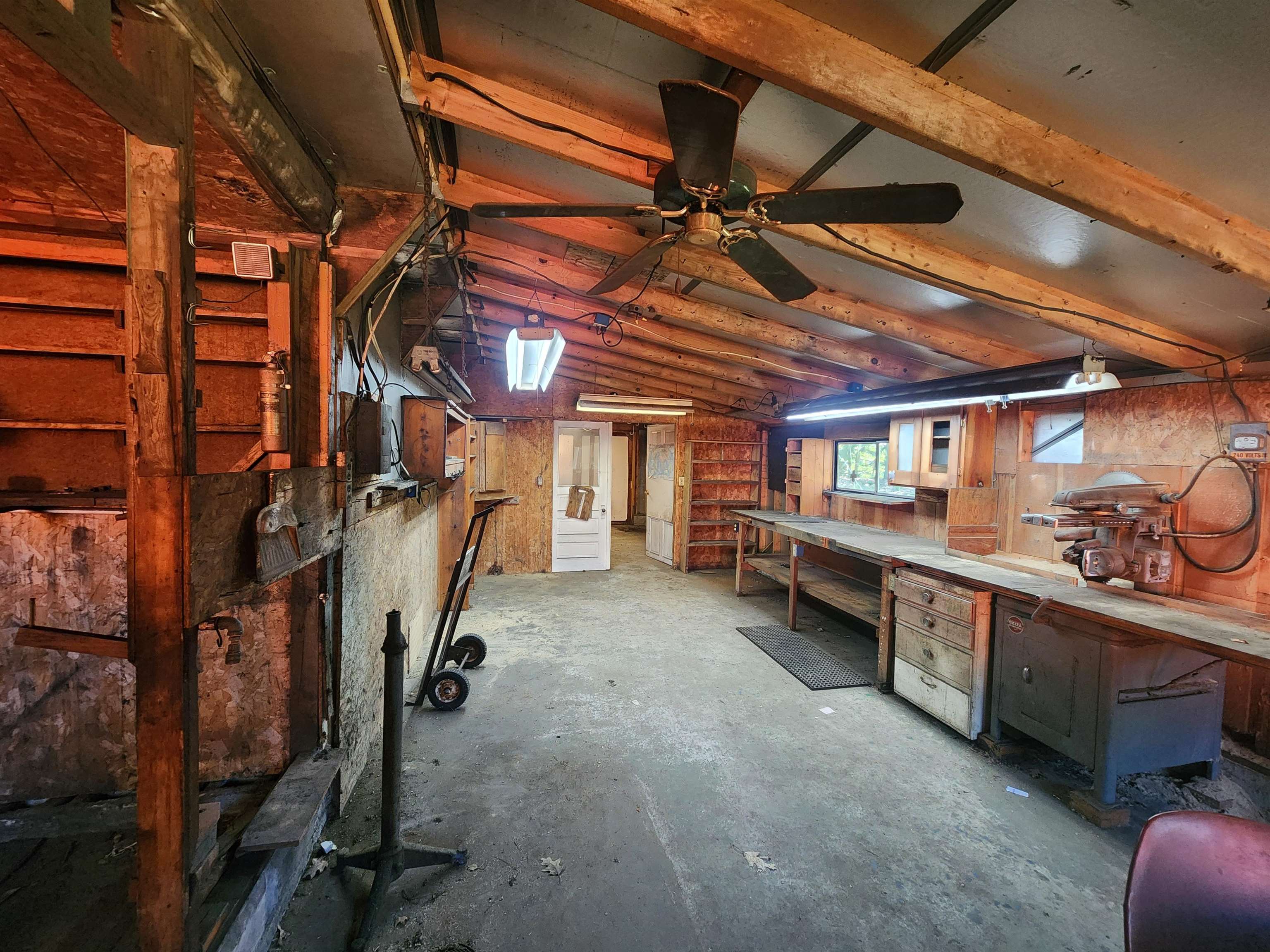 18219 Northwood Highway Property Photo 42