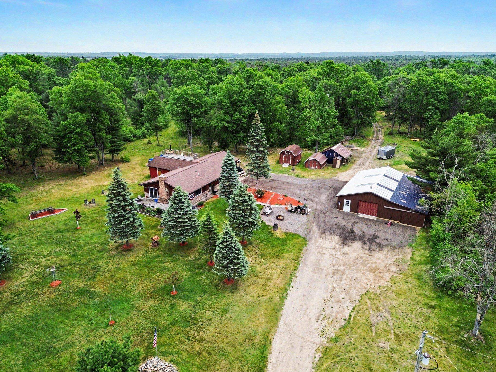 3304 Rabbit Track Drive Property Photo 2
