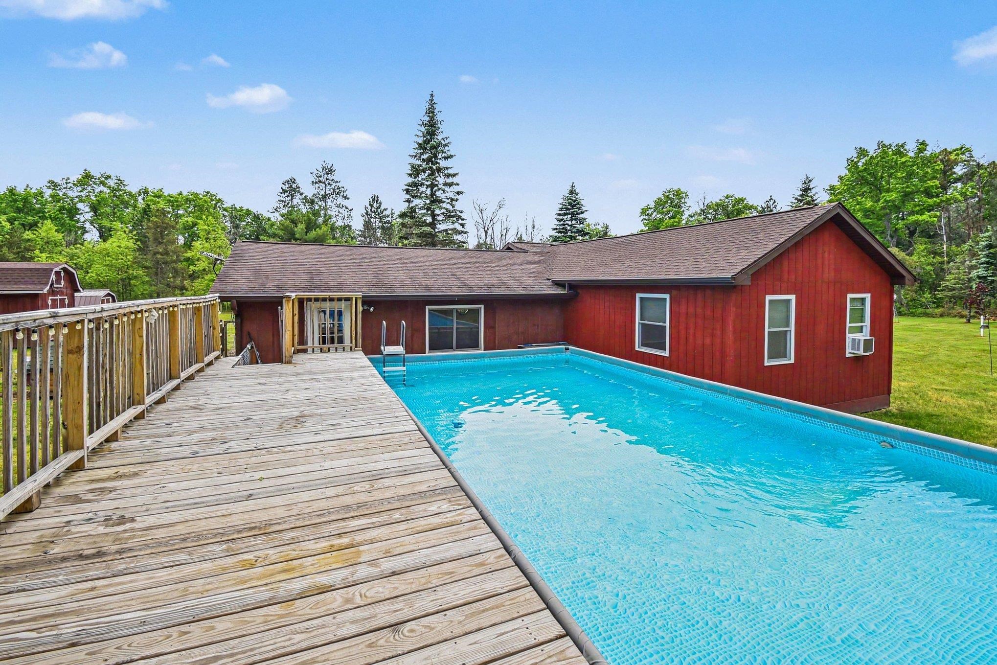 3304 Rabbit Track Drive Property Photo 4