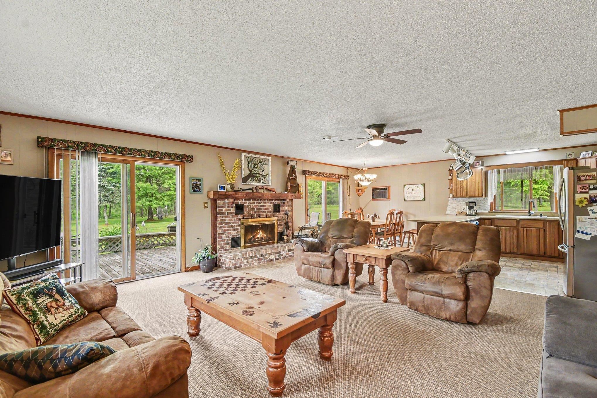 3304 Rabbit Track Drive Property Photo 6