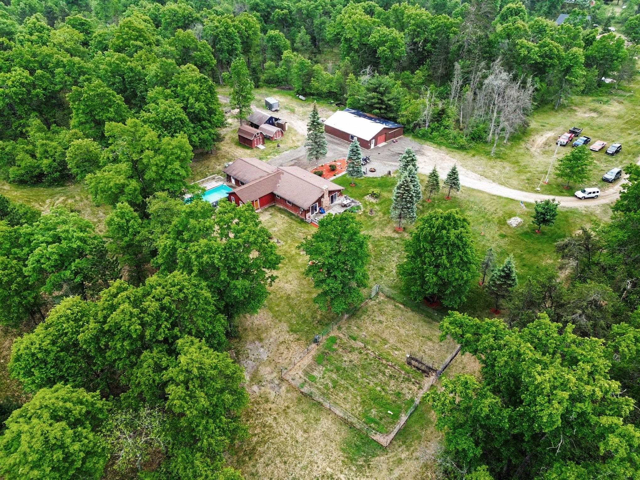3304 Rabbit Track Drive Property Photo 43