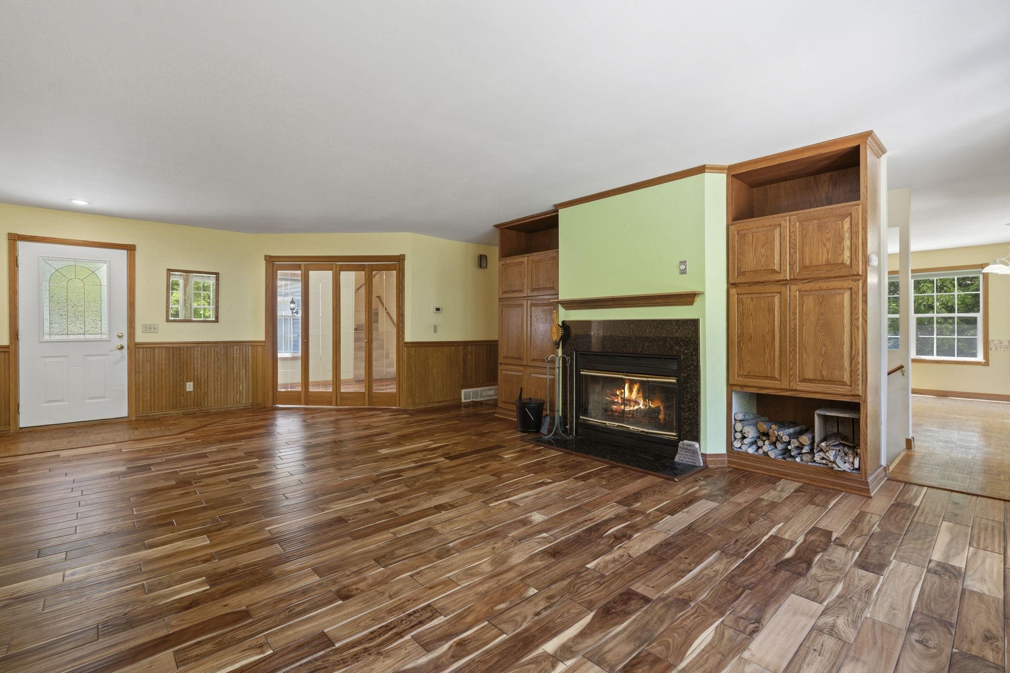 6351 Cherry Blossom Drive Property Photo 6