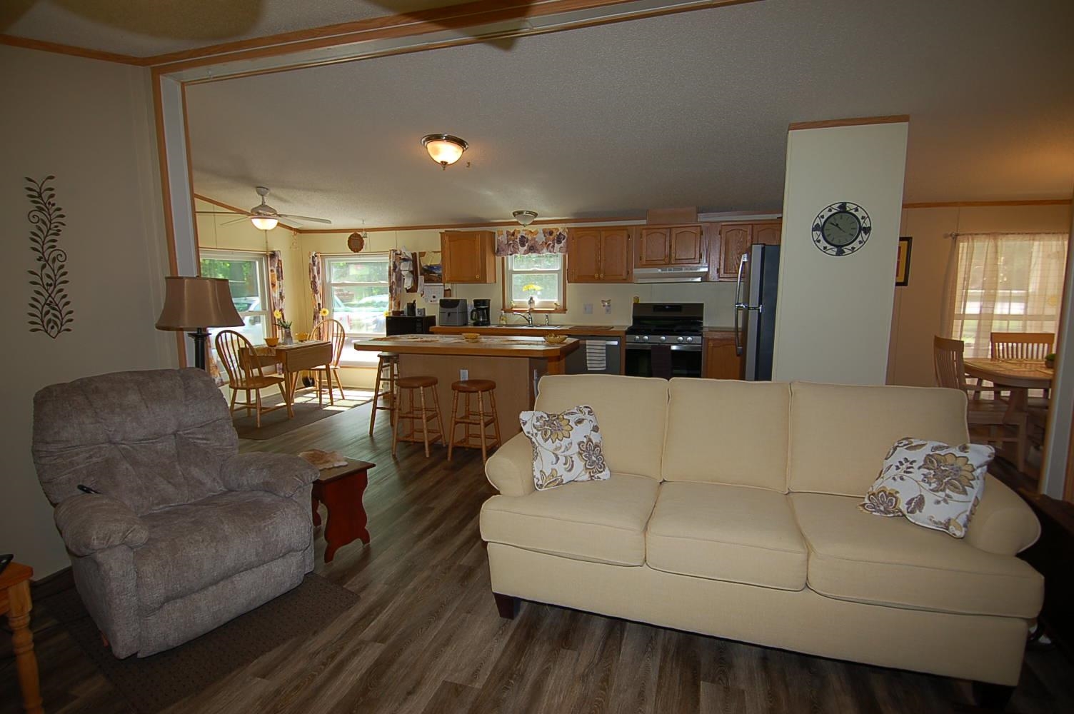 8486 Constitution Boulevard Property Photo 12